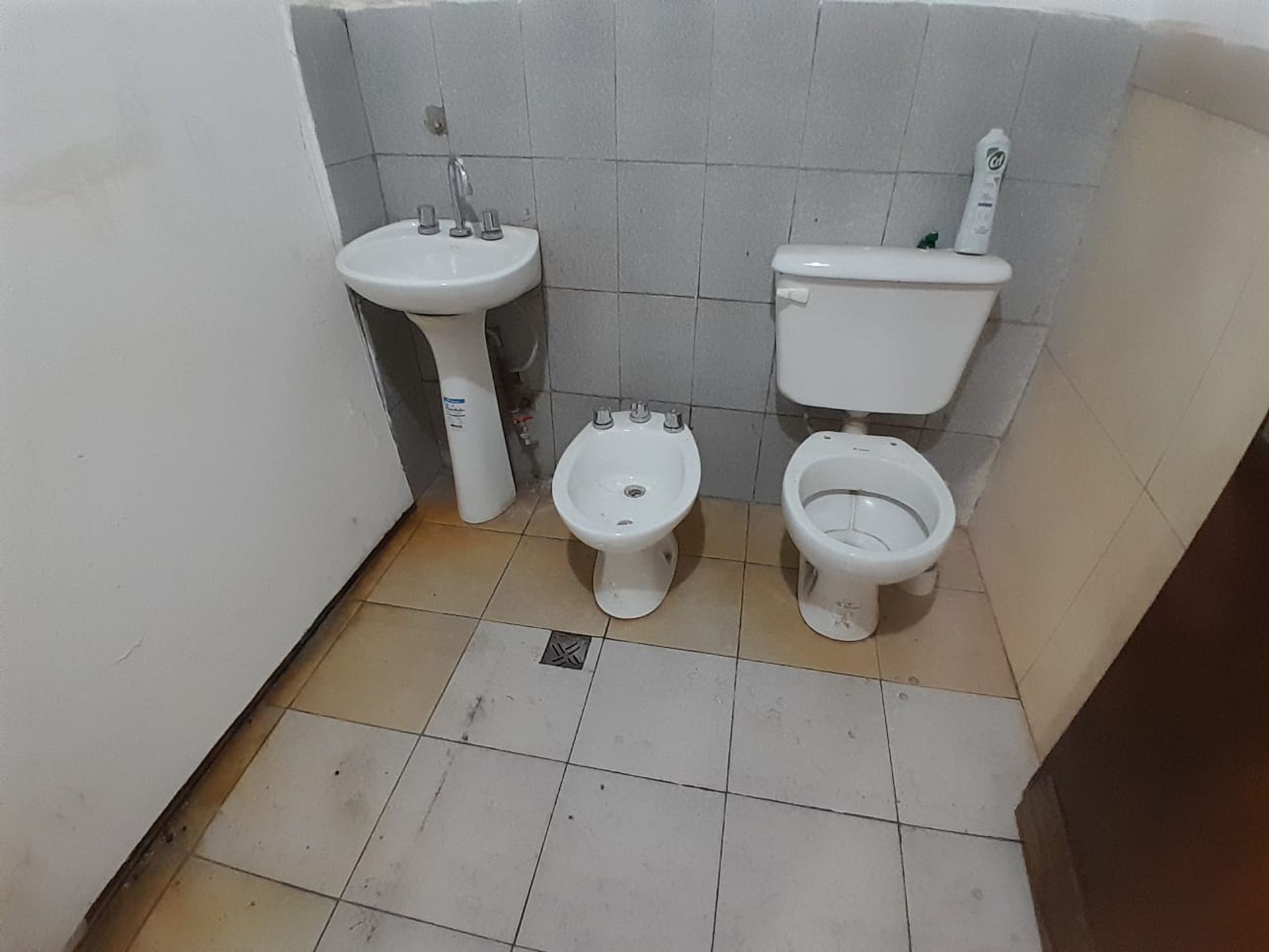 Local Comercial en Alquiler en Capital, San Juan
