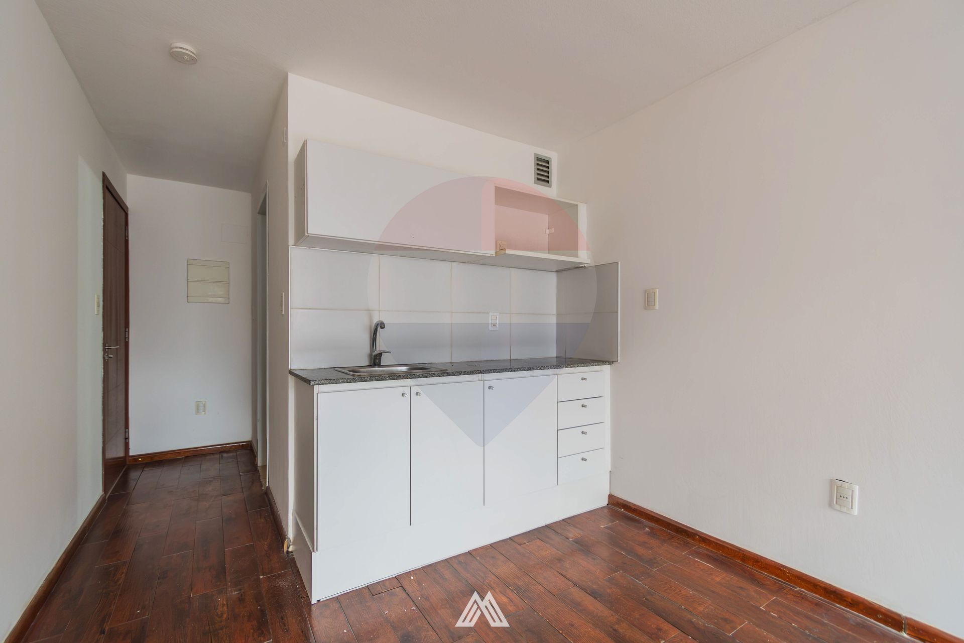 ALQUILER MONOAMBIENTE CORDÓN SUR BALCÓN - 8