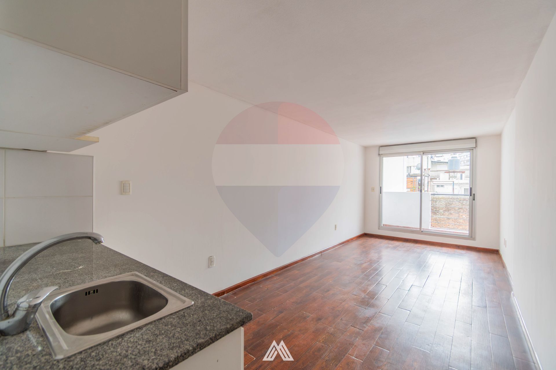ALQUILER MONOAMBIENTE CORDÓN SUR BALCÓN - 7