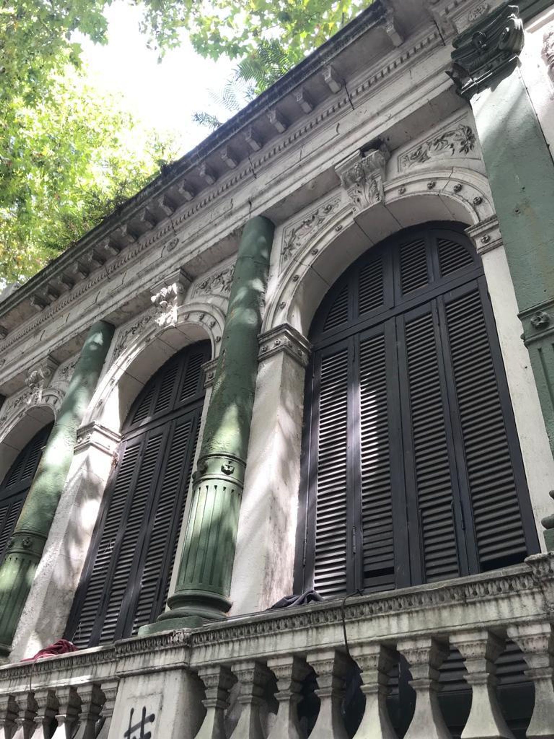 VENTA GRAN VIVIENDA EN CENTRO OPORTUNIDAD - 3