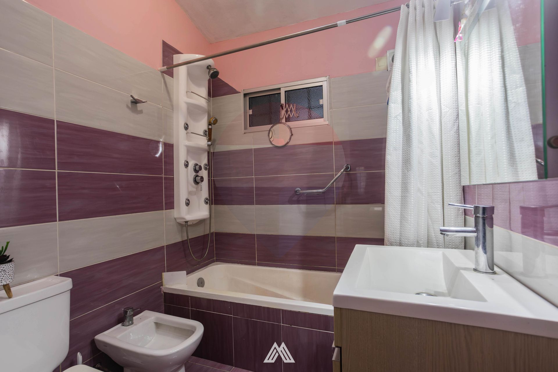 Venta 2 casas en Maro&ntilde;as con cochera y gran sal&oacute;n - 11
