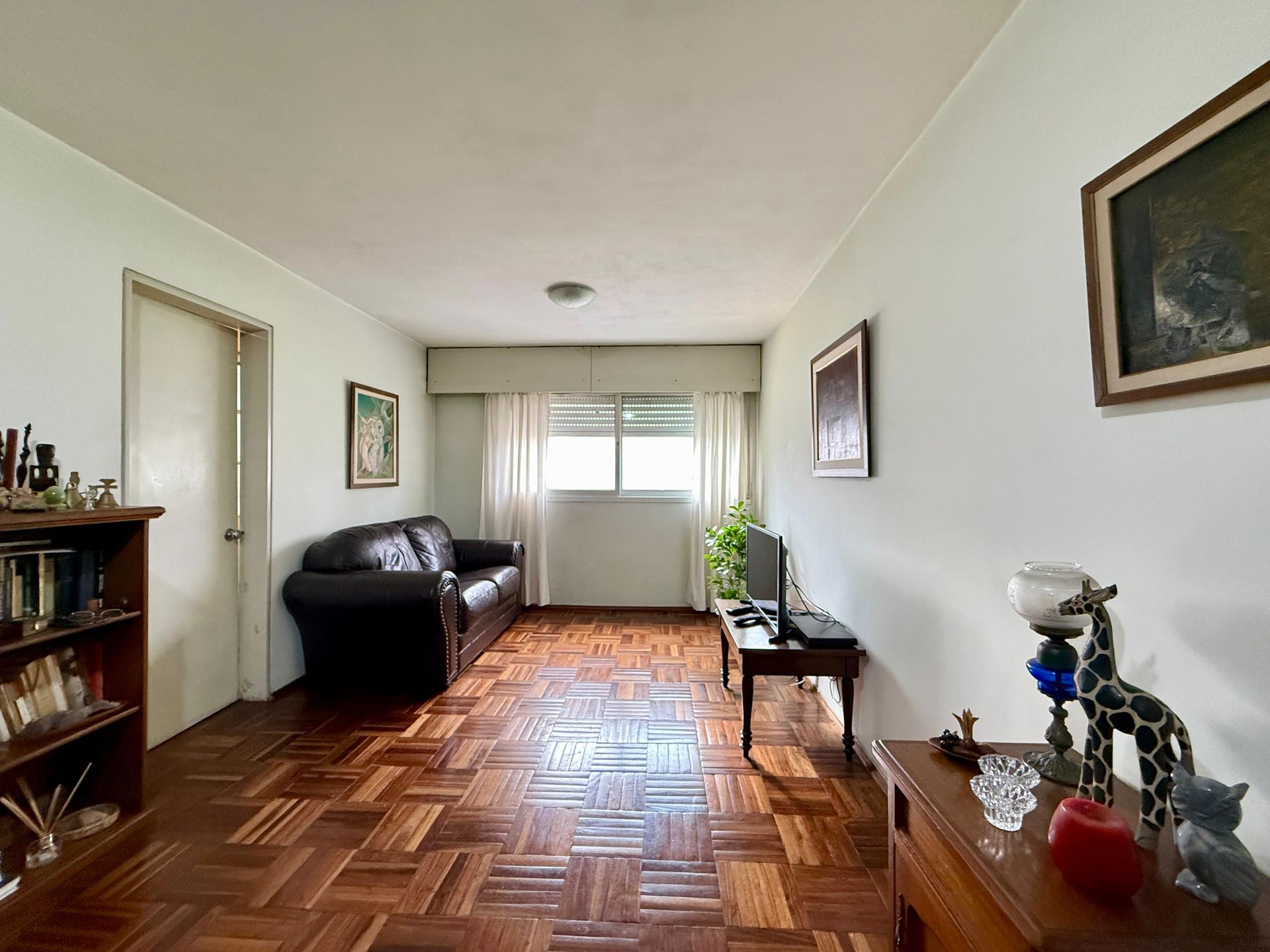 Venta, apartamento 2 dormitorios en Parque Batlle - 1