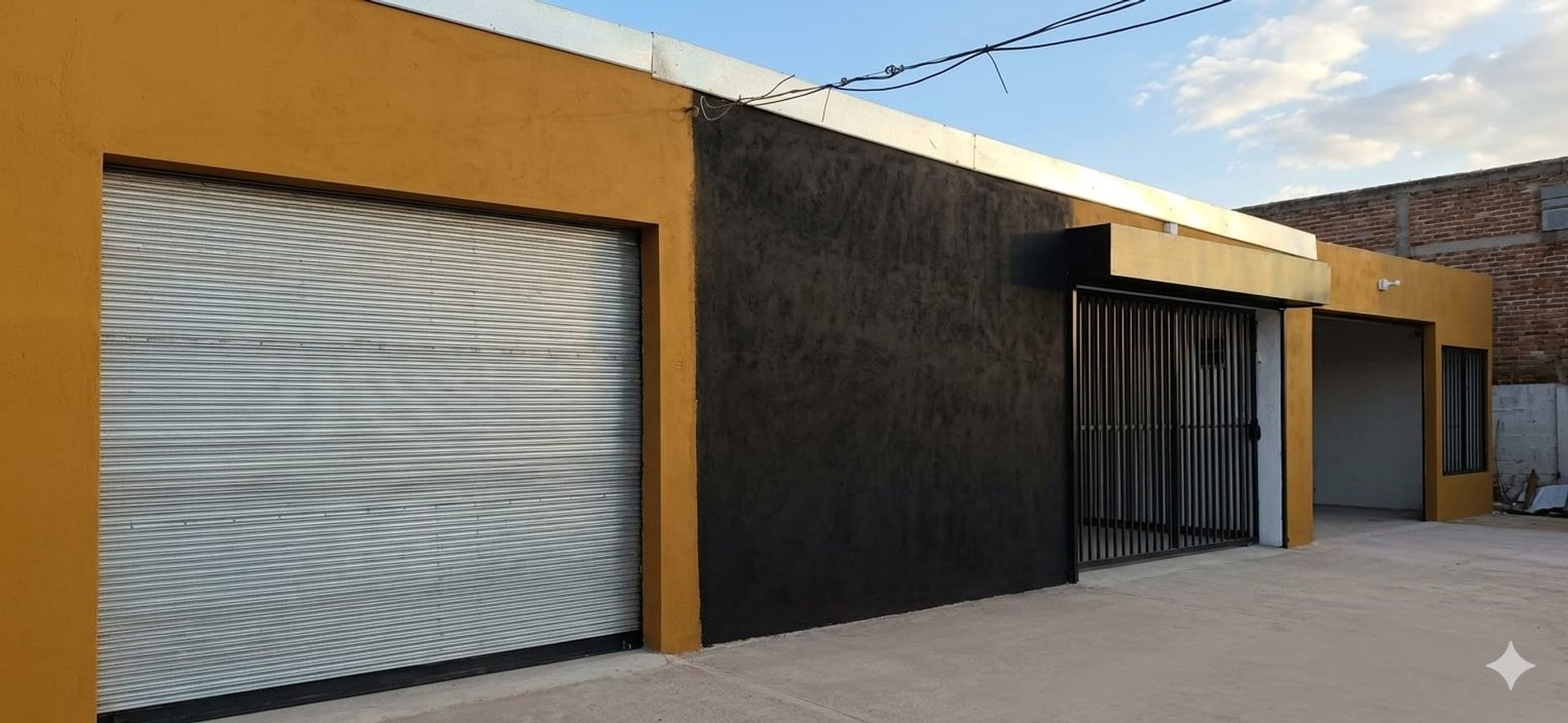 Alquiler de local Comercial a estrenar en Pando - 1