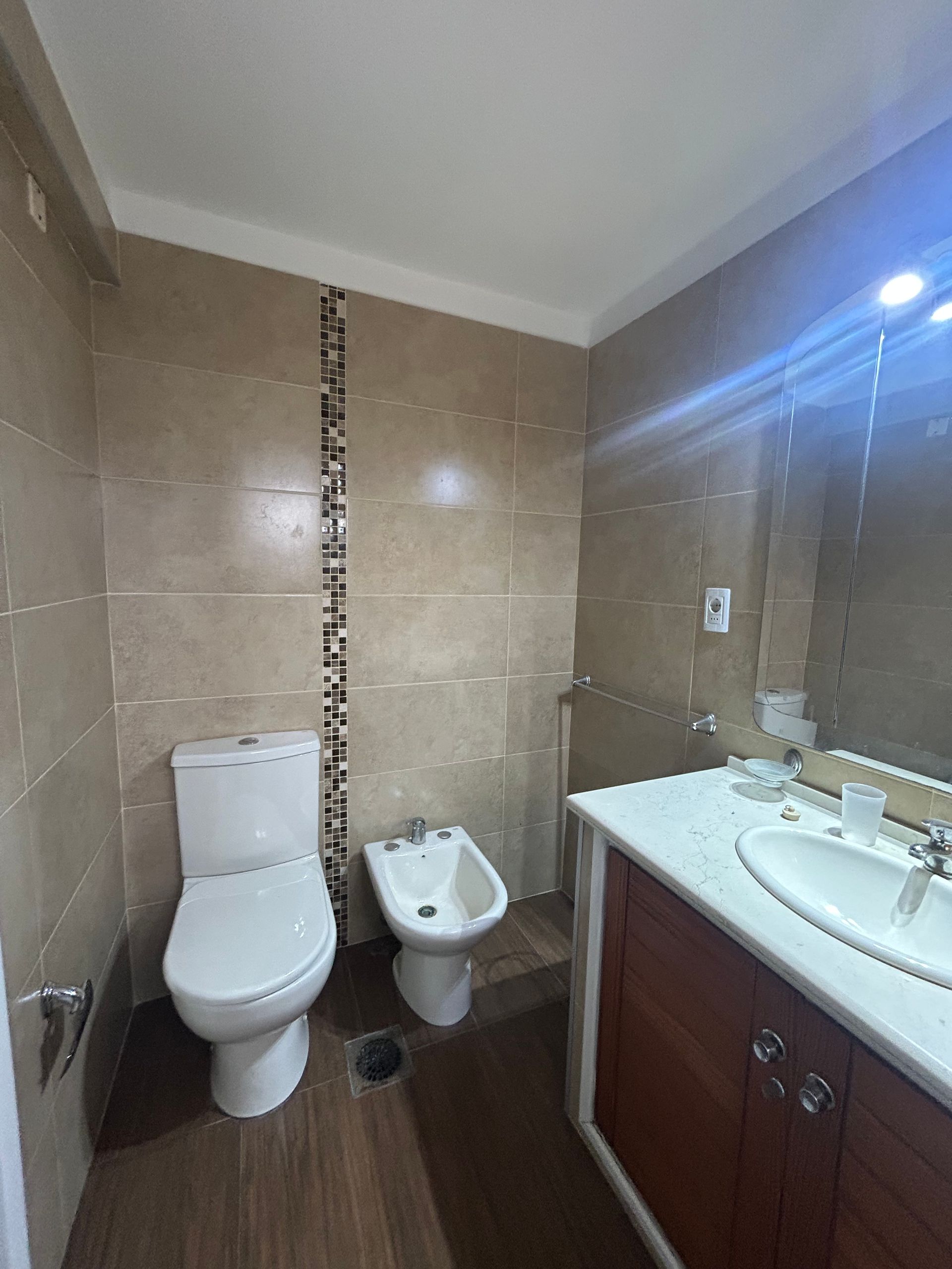 VENTA APTO 3 DORMITORIOS BALCÓN Y GARAGE POCITOS - 9
