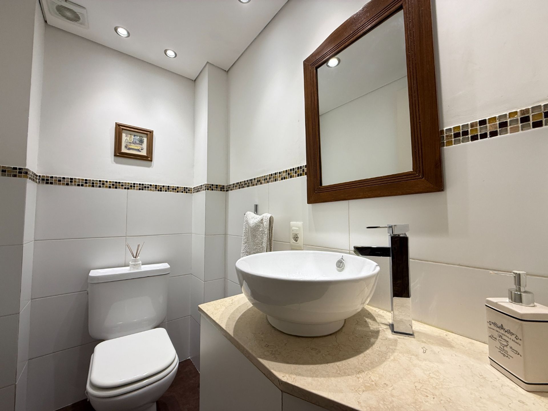 VENTA CASA 3 dorm, 4 ba&ntilde;os, 2 garages- PRADO SUR - 12