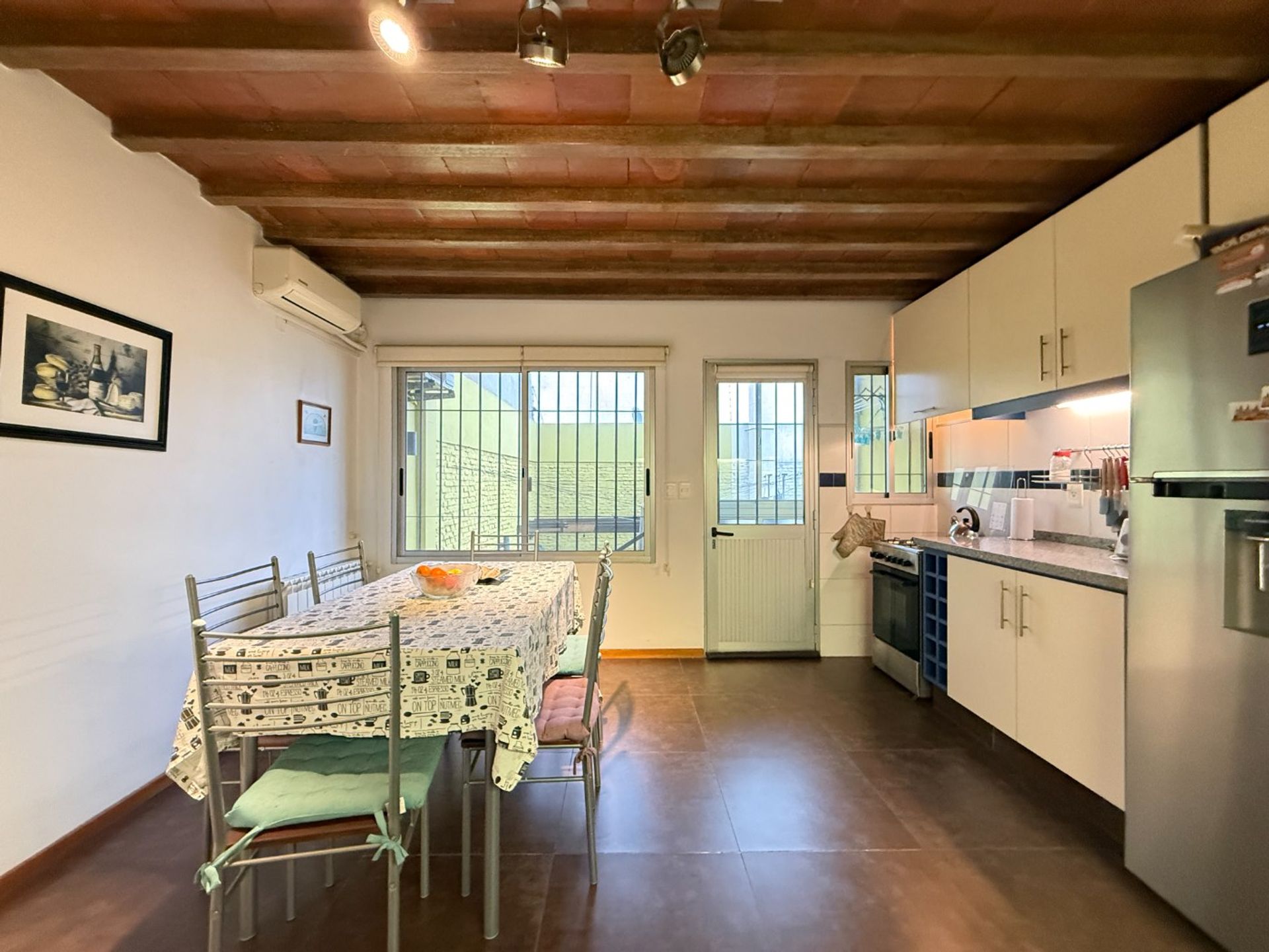VENTA CASA 3 dorm, 4 ba&ntilde;os, 2 garages- PRADO SUR - 13