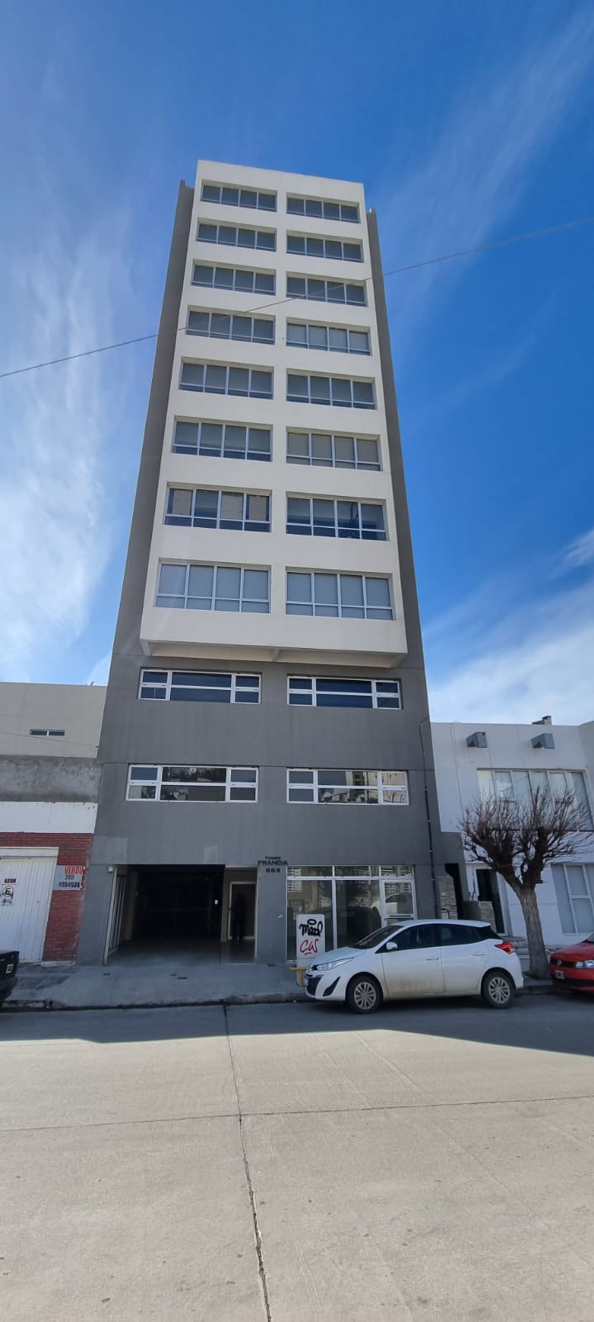 LOCAL COMERCIAL PLENO CENTRO - 1