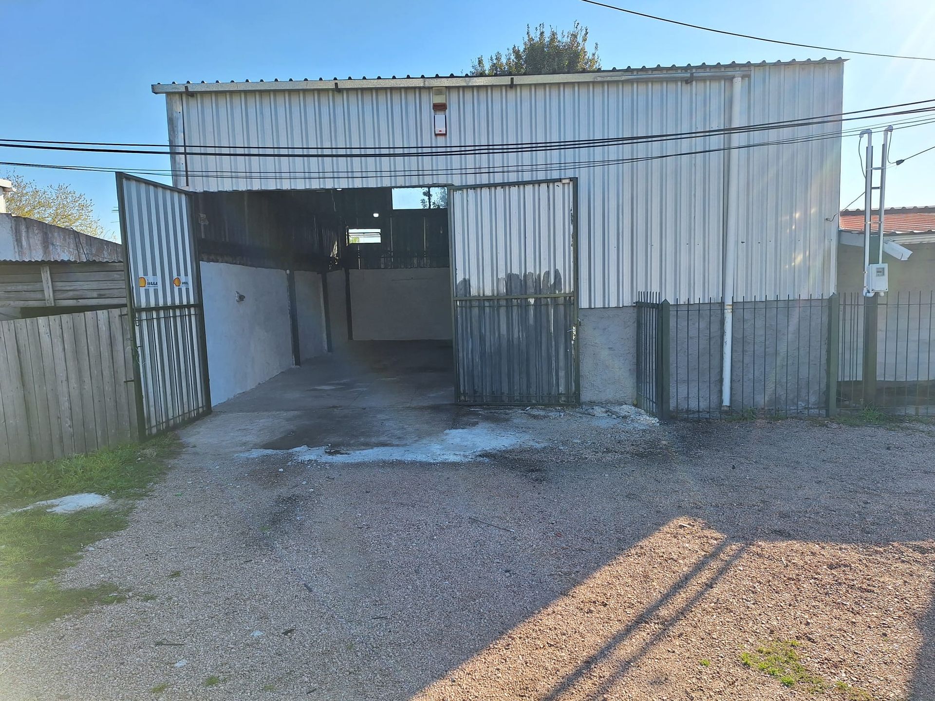 ALQUILER LOCAL 104m² CENTRICO MULTIPLES USOS PANDO - 5