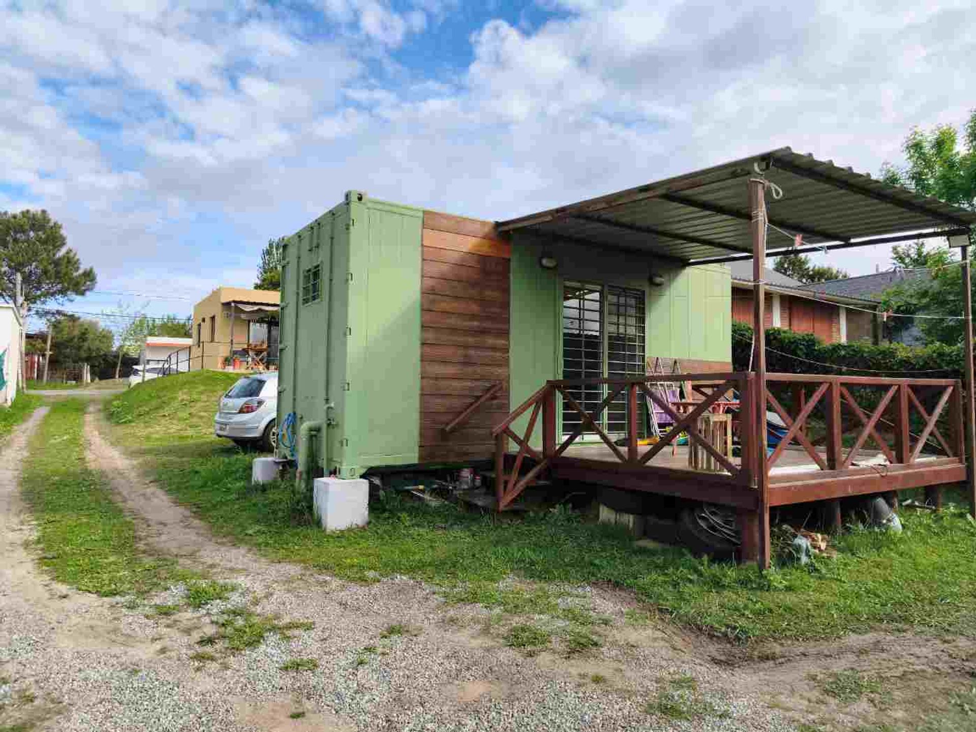 Venta Casa y Contenedor Real San Carlos, Colonia - 10
