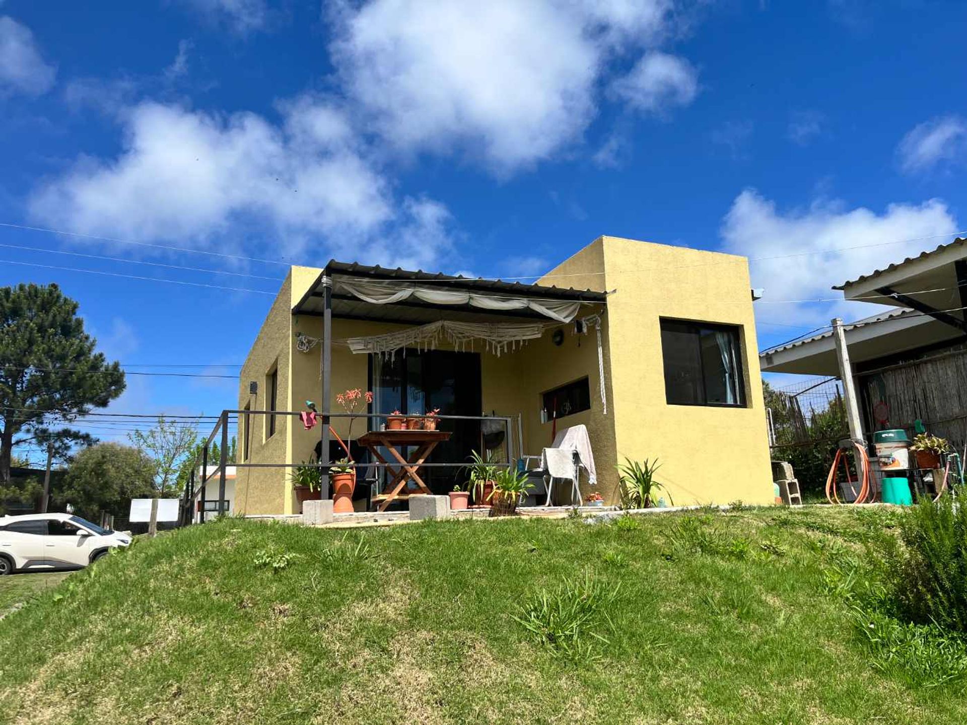 Venta Casa y Contenedor Real San Carlos, Colonia - 4
