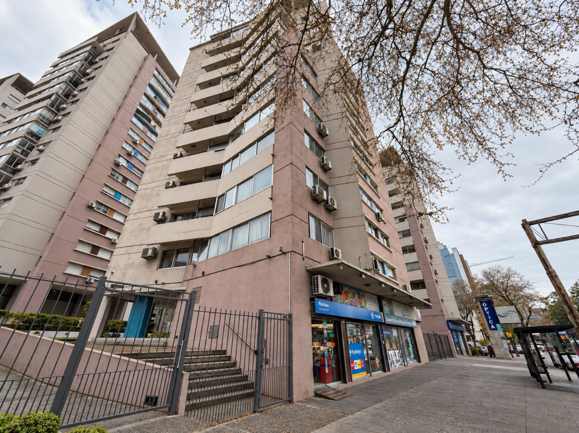 VENTA APARTAMENTO 3 DORM 2 BA&Ntilde;OS GGE PARQUE BATLLE - 18