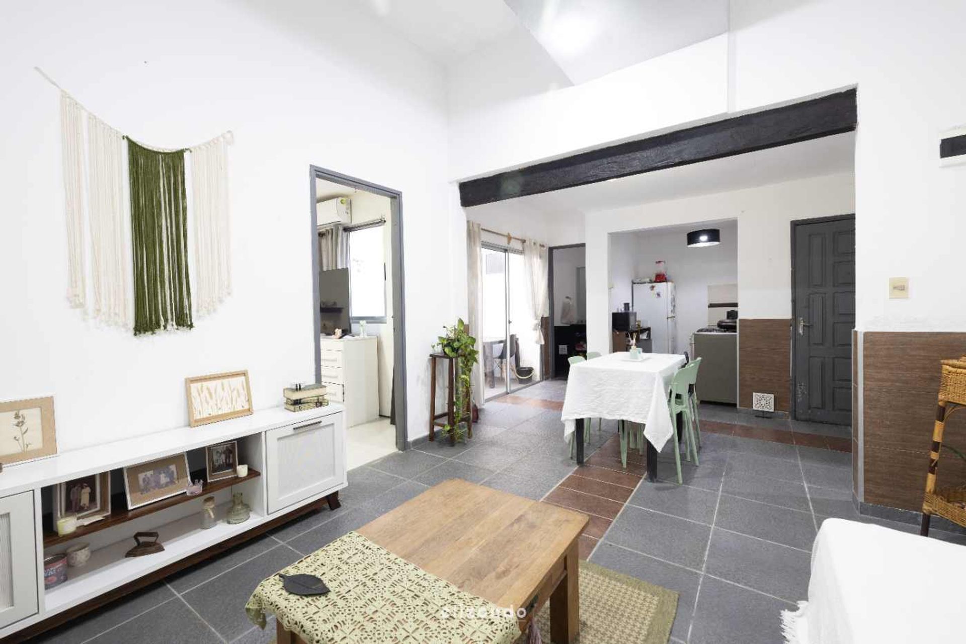 Venta 2 apartamentos Brazo Oriental con Patio - 2