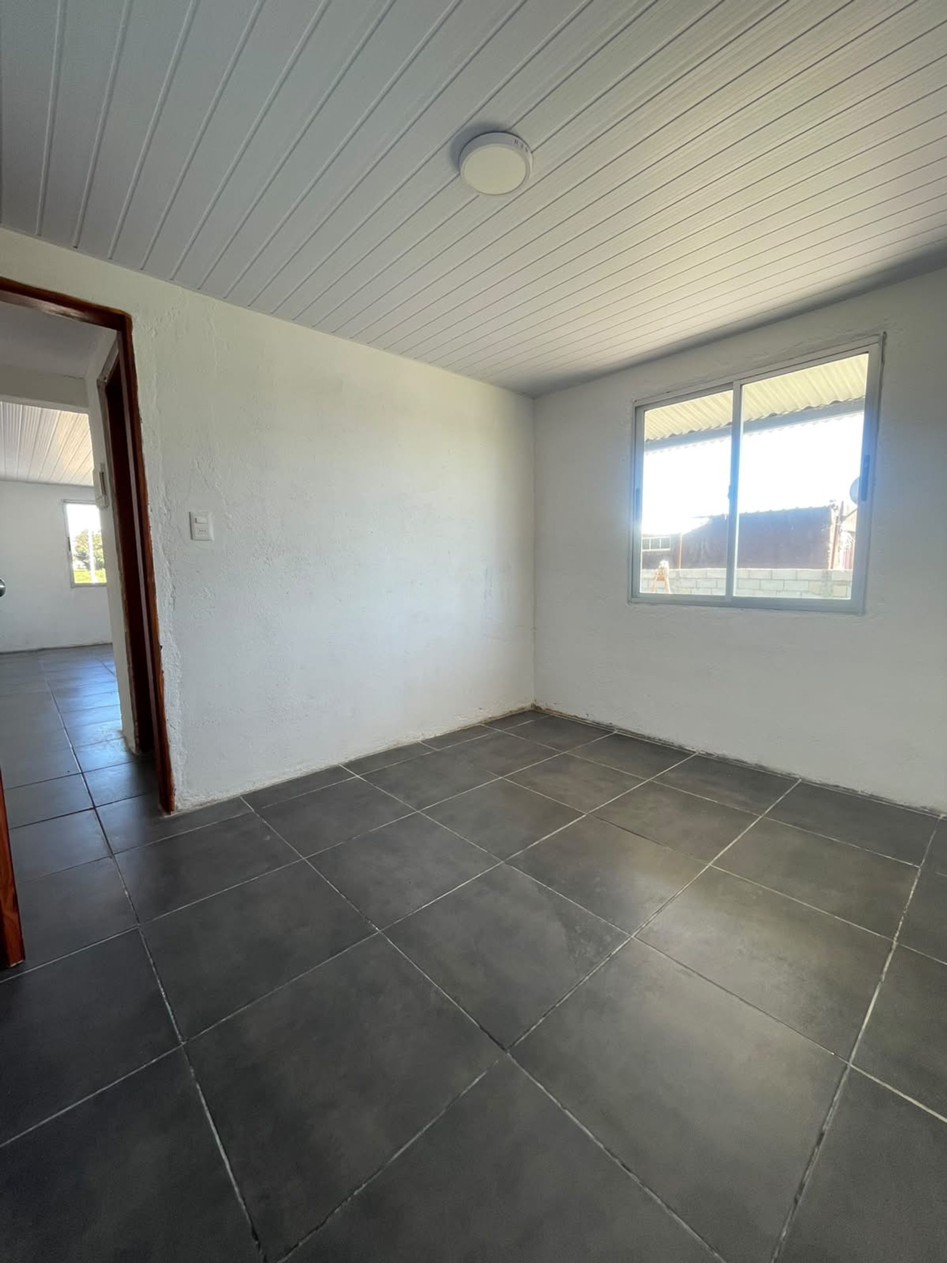 CASA EN ALQUILER 2 AMBIENTES VEINTICINCO DE MAYO F - 7