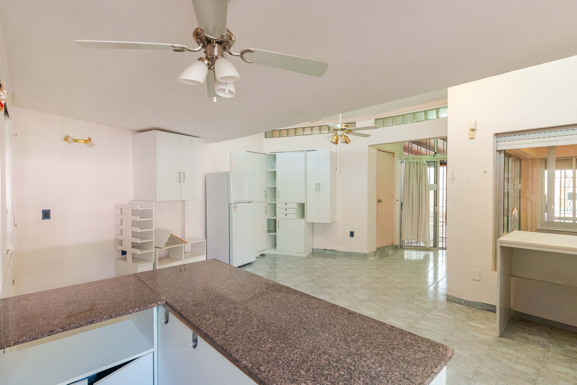 Venta de casa 5 dormitorios en Lomas de Solymar - 8