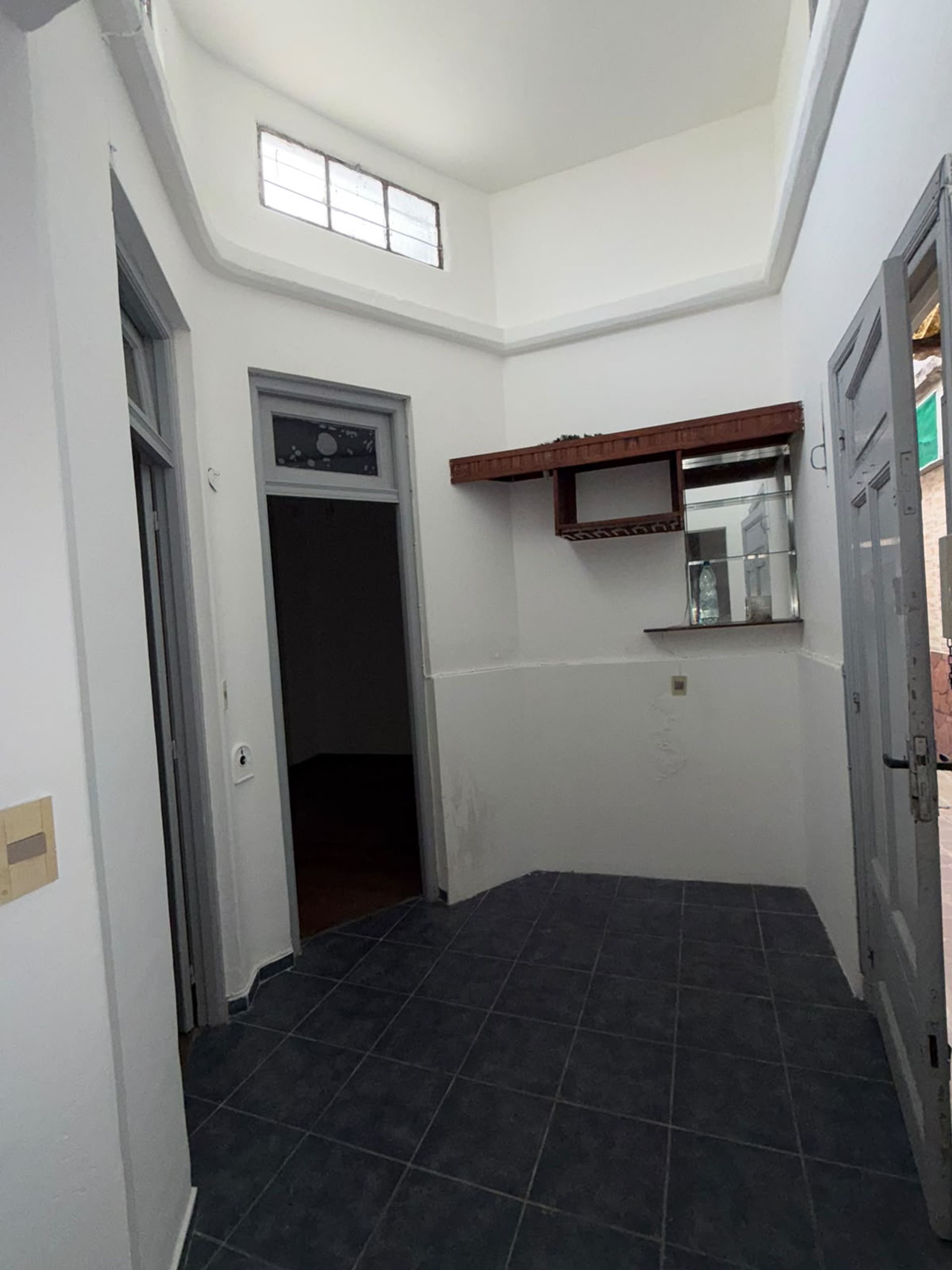 SE ALQUILA CASA DE UN DORMITORIO EN BELLA VISTA - 4