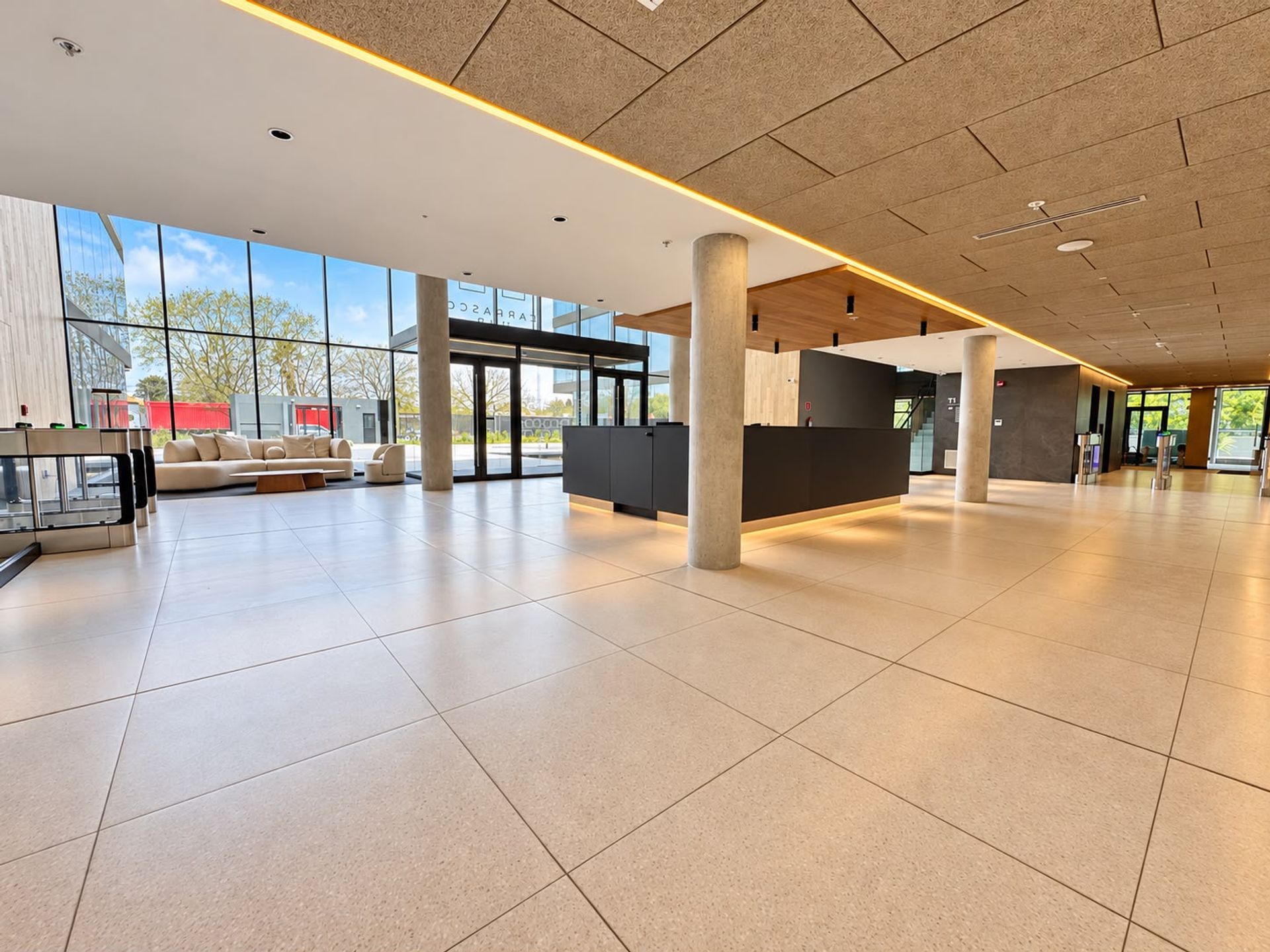 Alquiler oficina Carrasco Hub - 109m2 interiores - 8