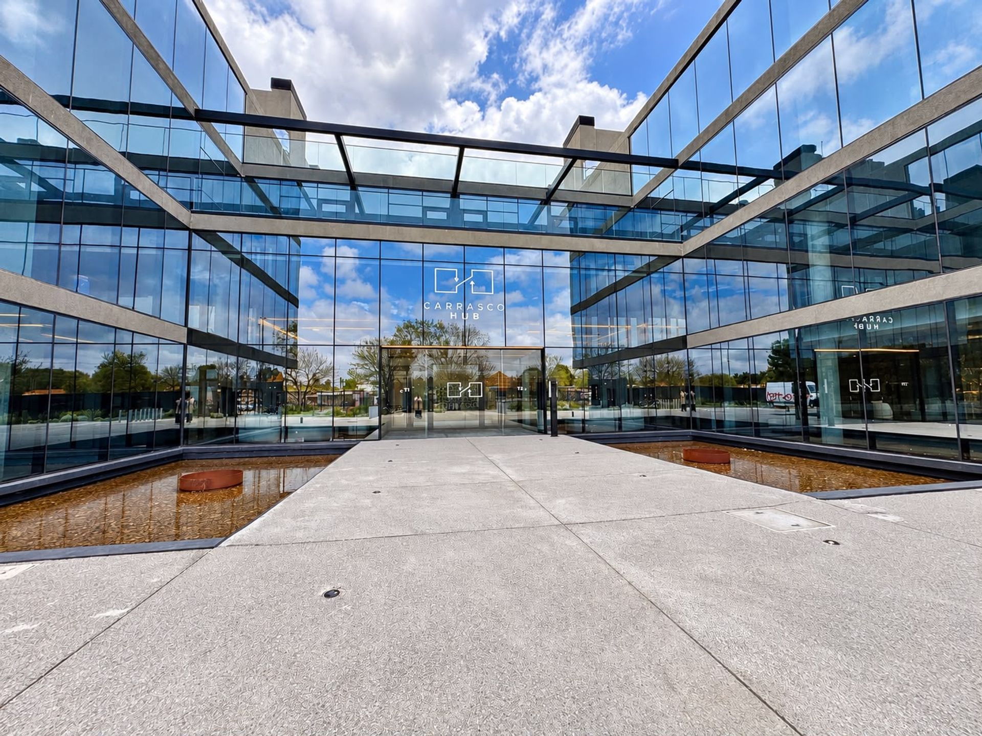 Alquiler oficina Carrasco Hub - 109m2 interiores - 9