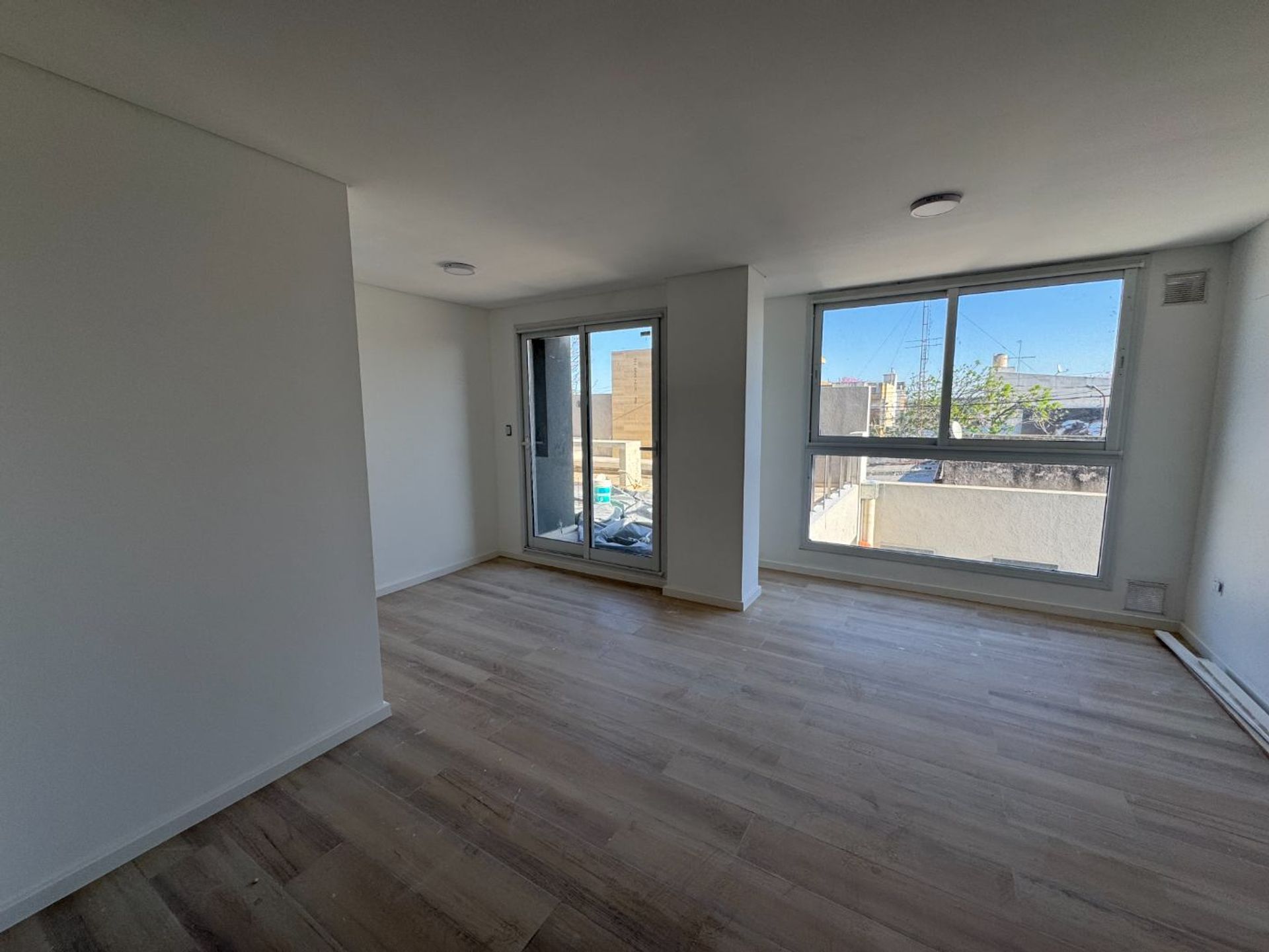 VENTA / DEPARTAMENTO CENTRICO / BV. H. YRIGOYEN - 3