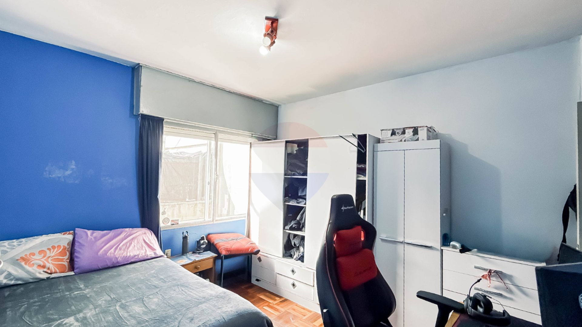 VENTA APTO CORDON 2 DORM Y COCHERA - 4