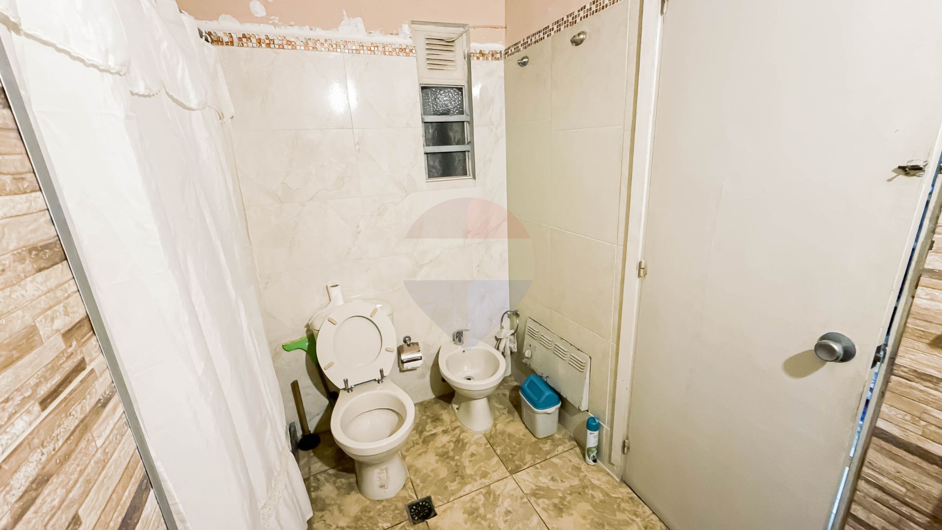 VENTA APTO CORDON 2 DORM Y COCHERA - 8