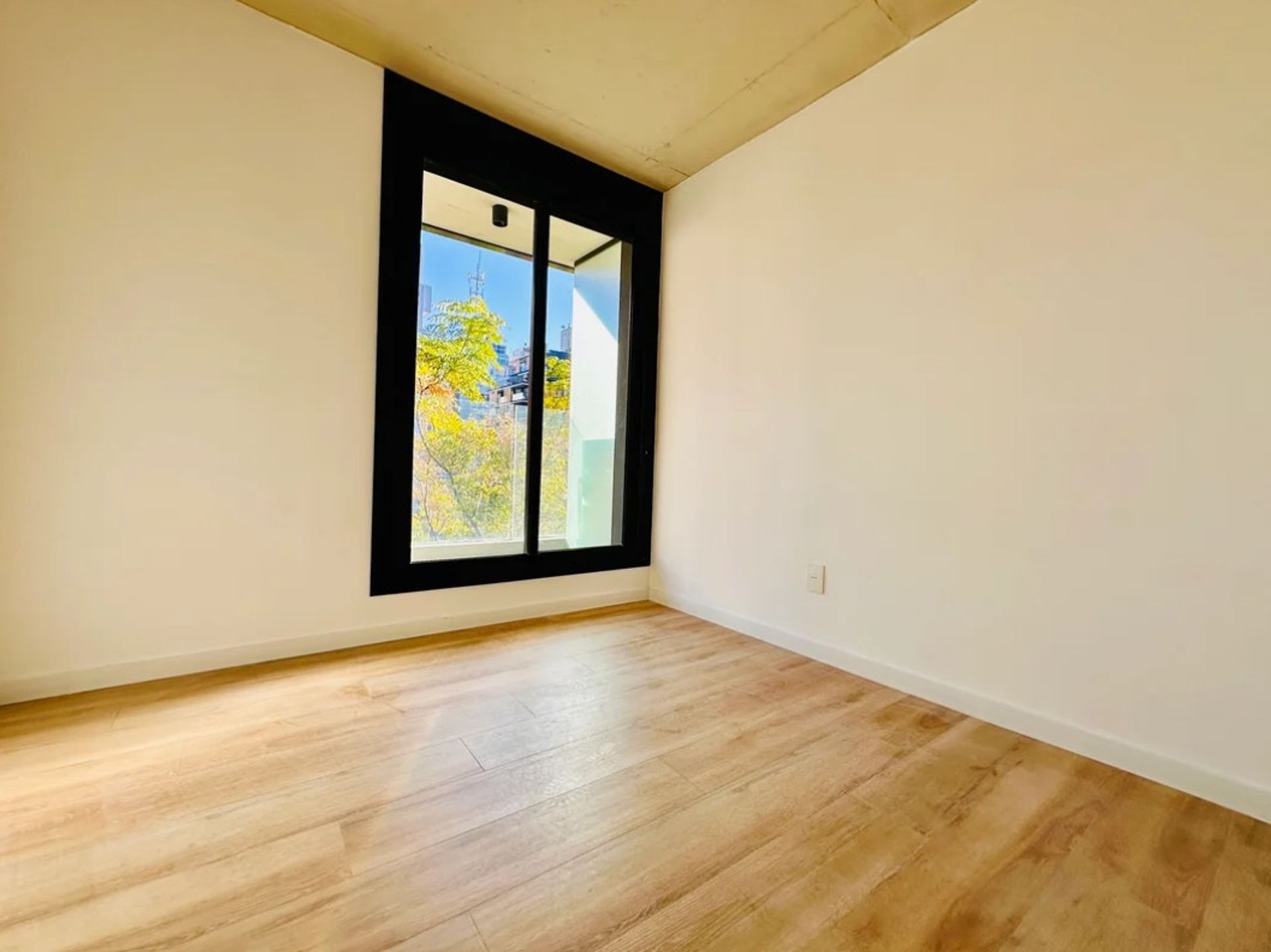 Venta monoambiente a estrenar al frente - 14