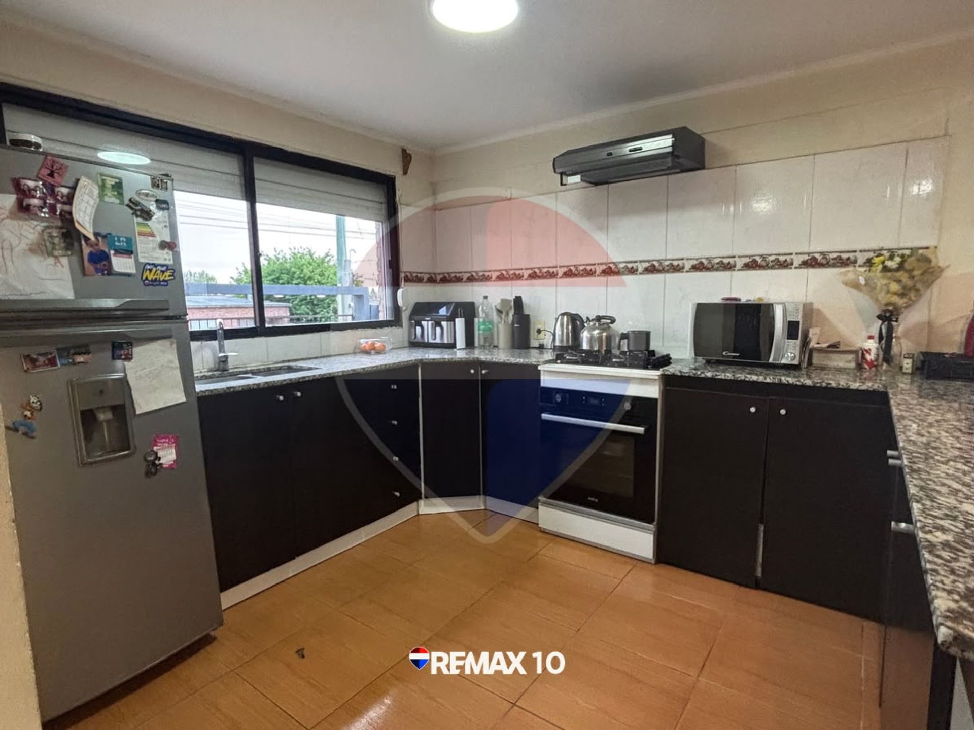 Se vende casa con barbacoa y consultorio. - 13