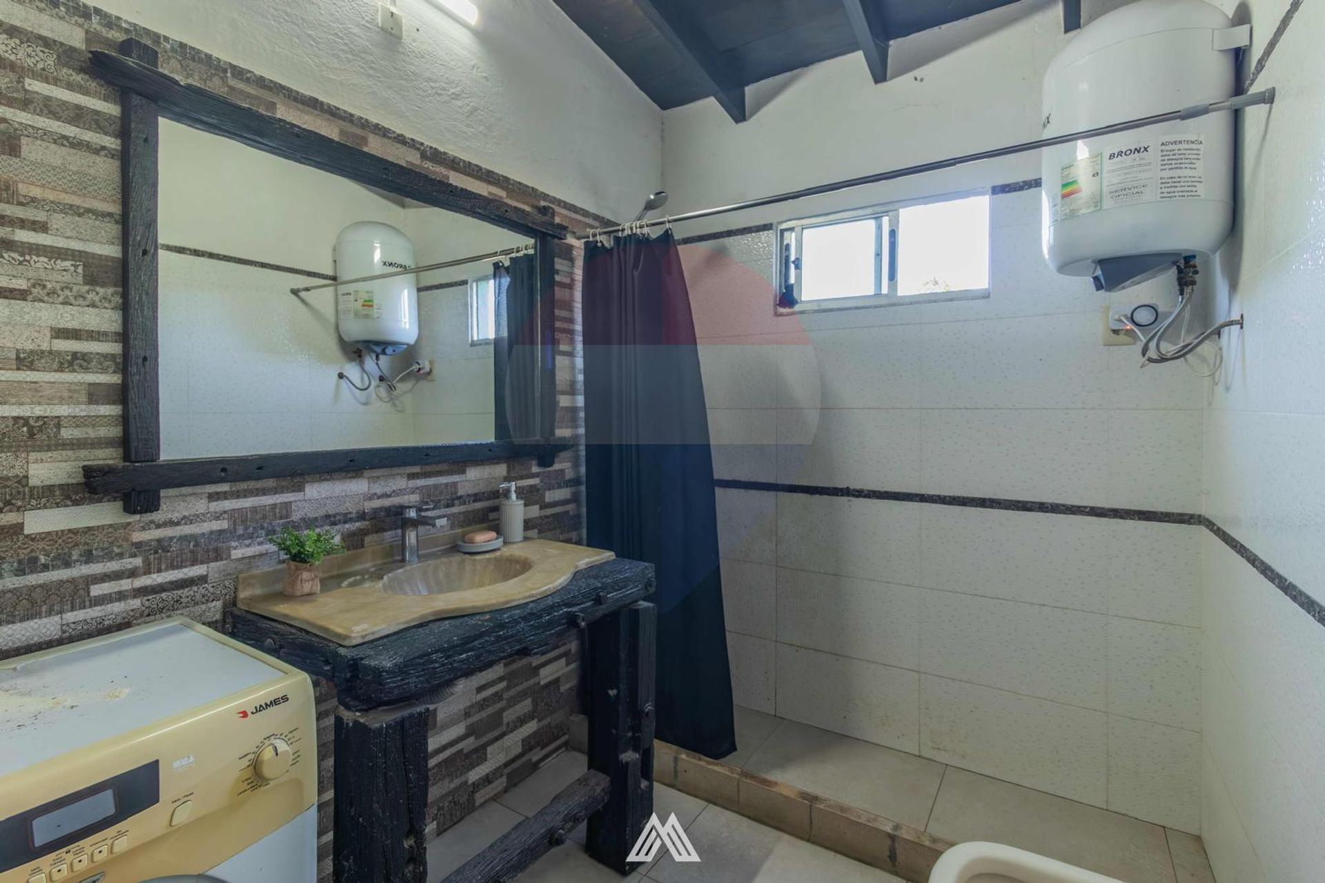 VENTA 2 CASAS MISMO PADRON 929 M2 - 8