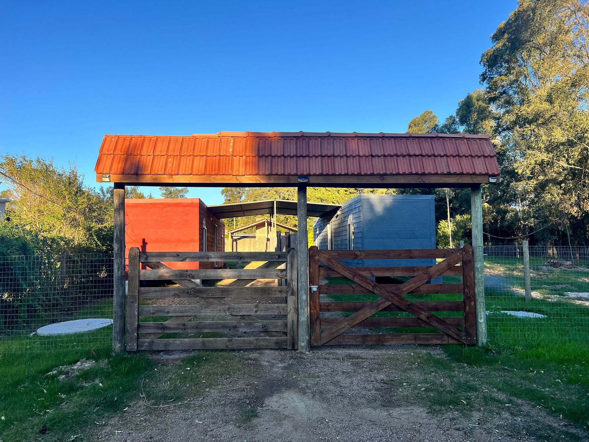 VENTA DOS CASA MISMO PADRON SAN LUIS - 1