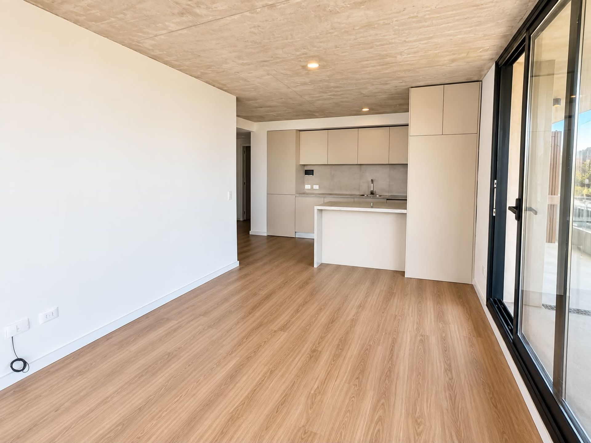 APARTAMENTO EN VENTA 2 DORMITORIOS PRIMERA LINEA - 4