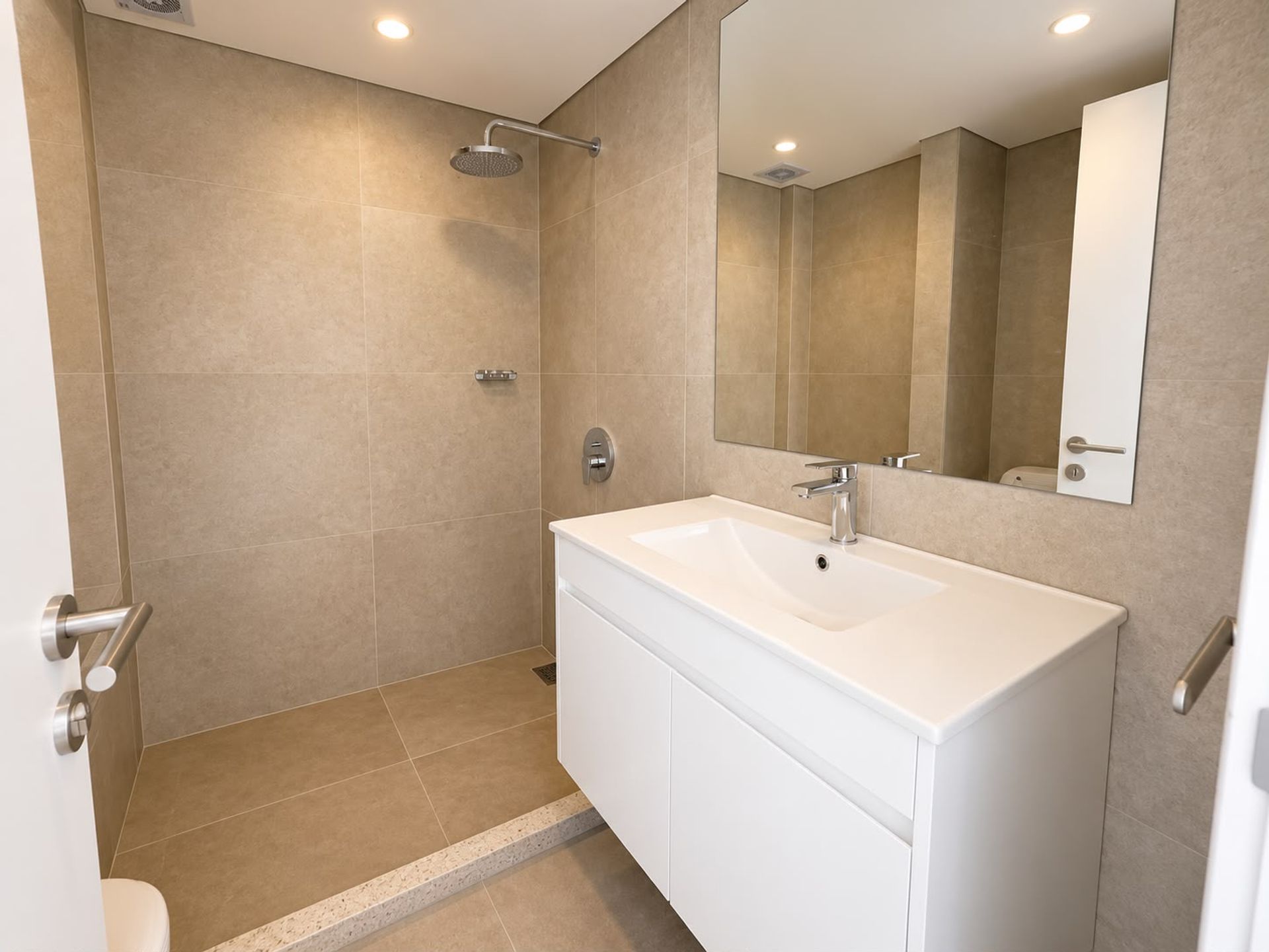 APARTAMENTO EN VENTA 2 DORMITORIOS PRIMERA LINEA - 11