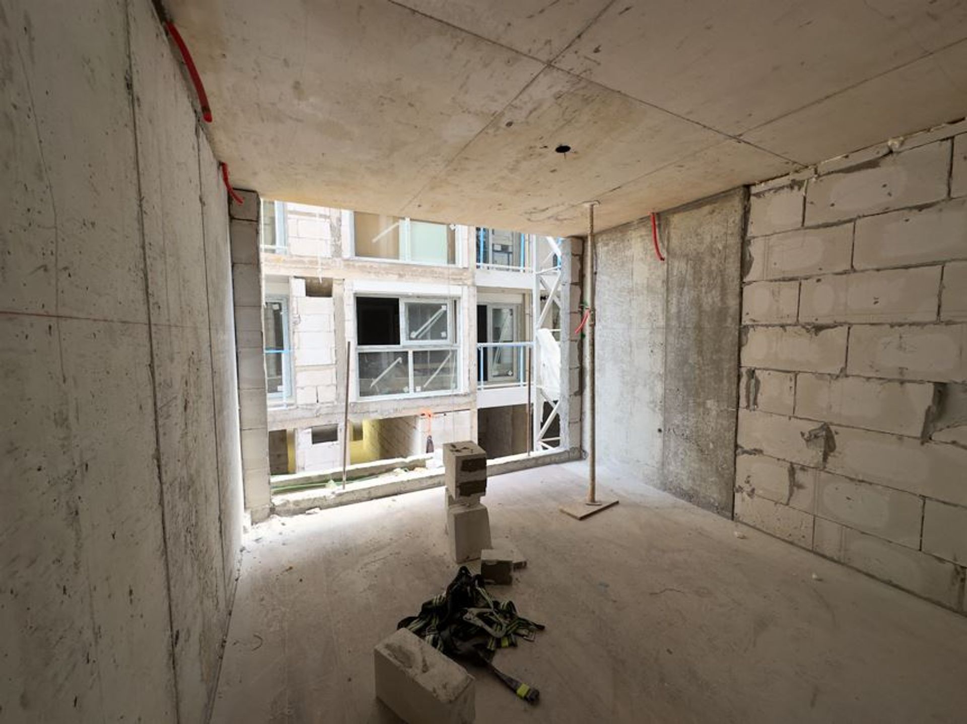 APARTAMENTO 1 DORMITORIO CON GARAGE EN 3 CRUCES - 13