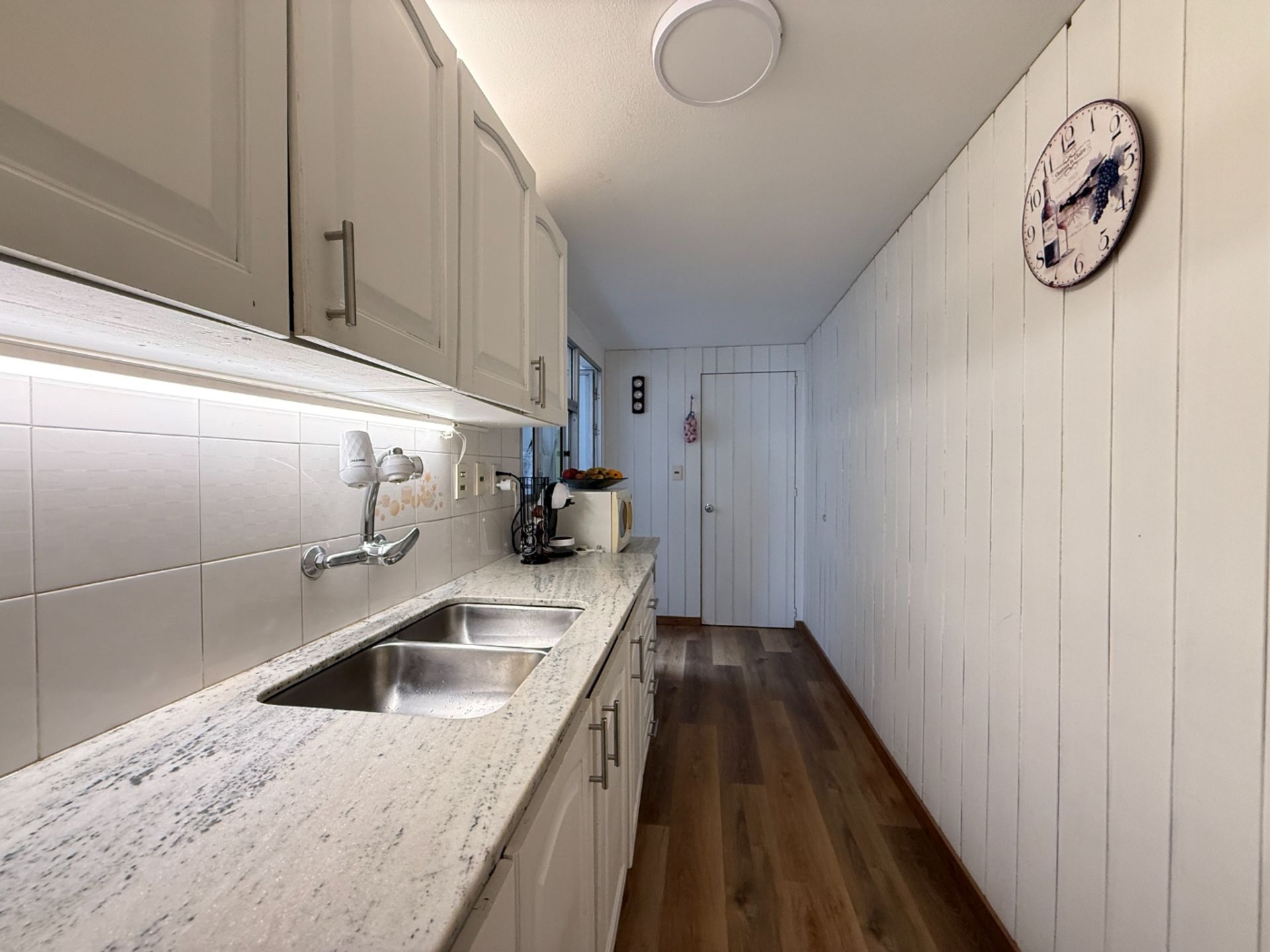 VENTA APTO 3 DORMITORIOS POCITOS 3 BAÑOS GGE FIJO - 16