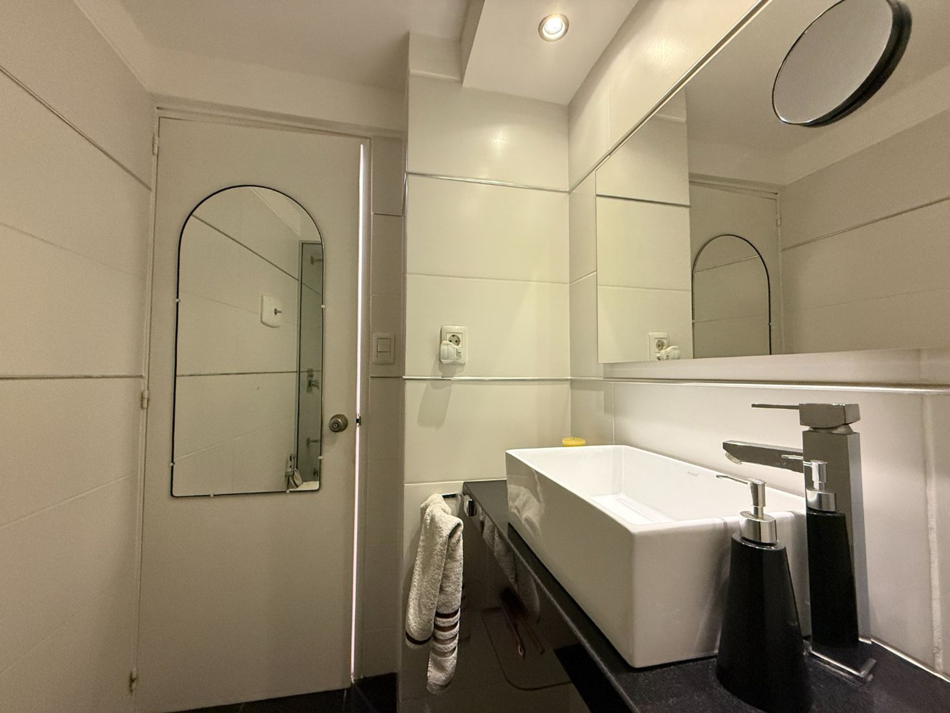 VENTA APTO 3 DORMITORIOS POCITOS 3 BAÑOS GGE FIJO - 12