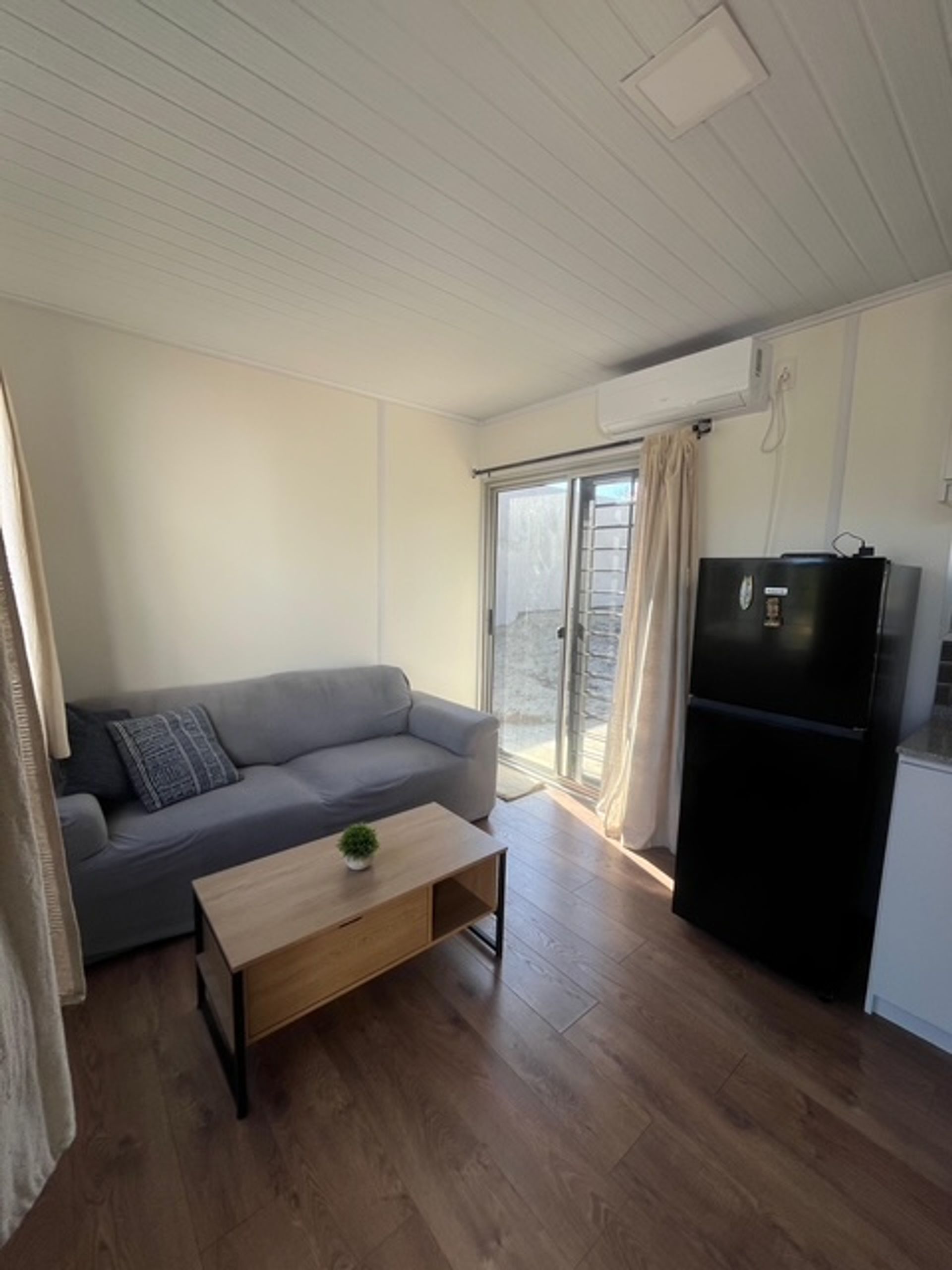 VENTA CASA 2 DORMITORIOS, BIARRITZ, CANELONES - 2