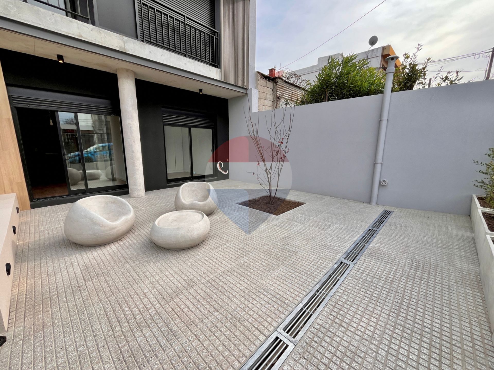 VENTA APARTAMENTO UN DORMITORIO Y PATIO EN BUCEO - 8