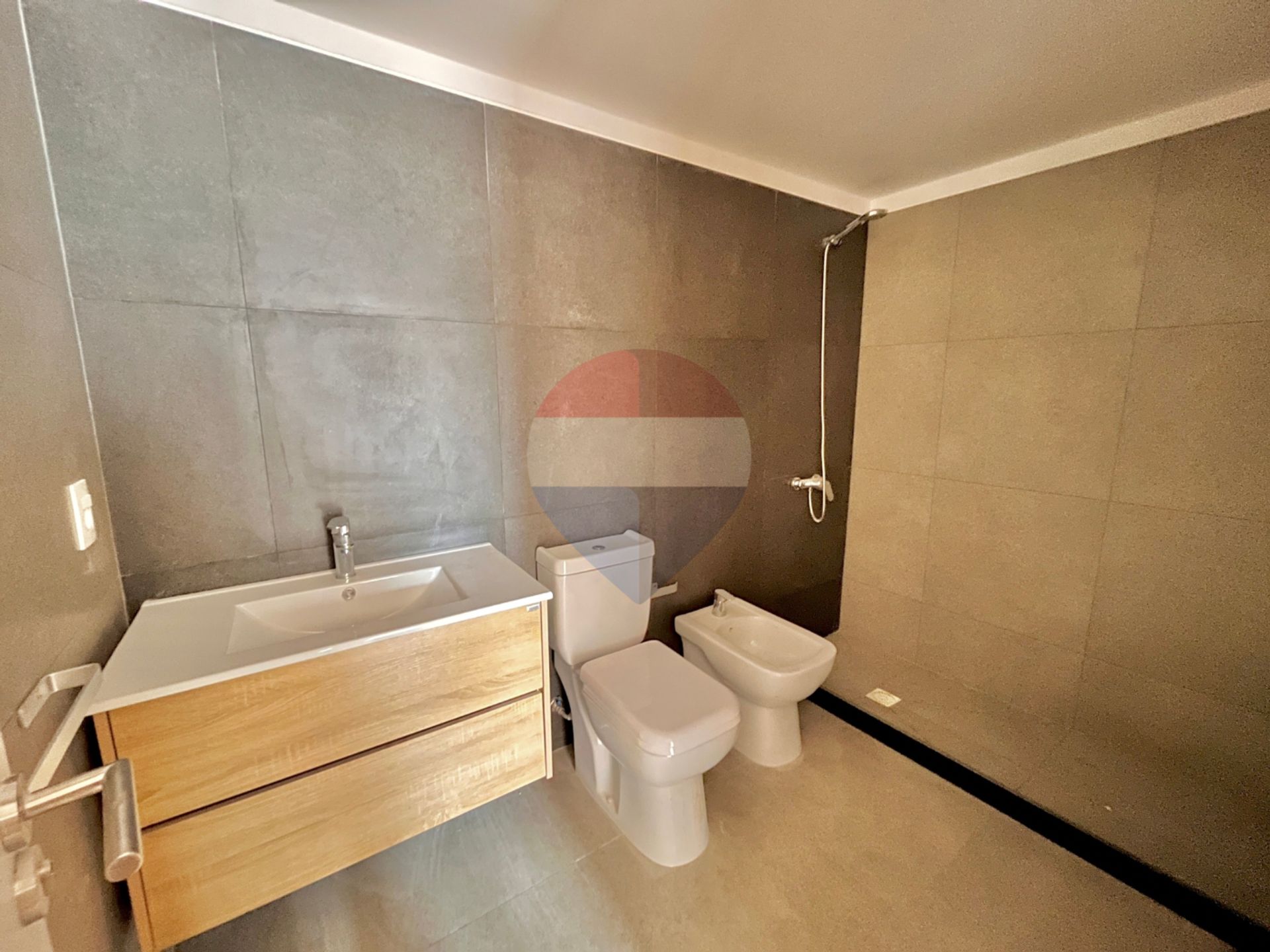 VENTA APARTAMENTO UN DORMITORIO Y PATIO EN BUCEO - 5