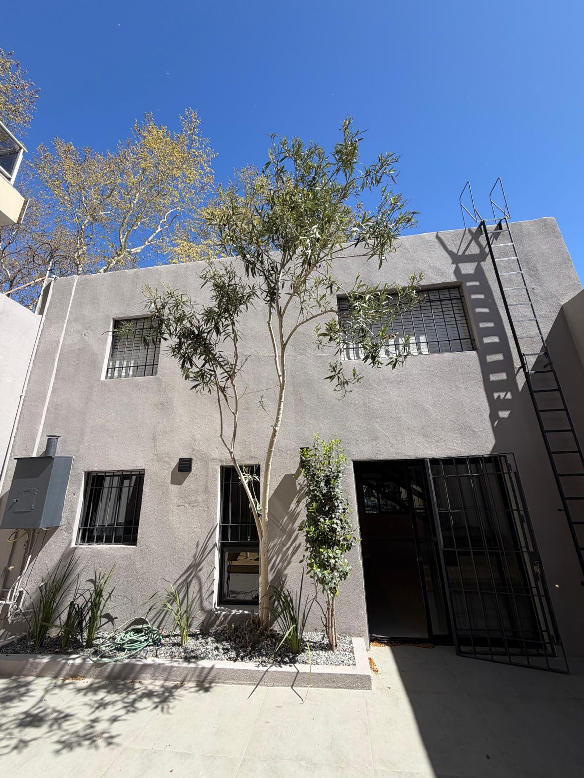 Venta de casa de 2 plantas Pocitos 5 dormitorios - 20