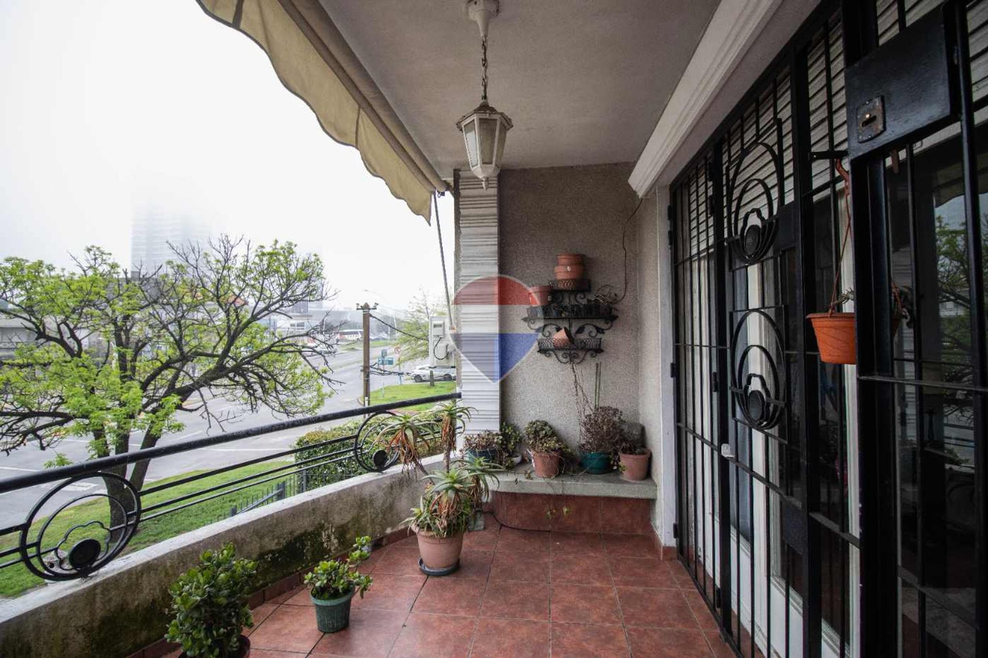 VENTA CASA LA BLANQUEADA 3 DORM MAS 1 SERV 2 BAÑOS - 19