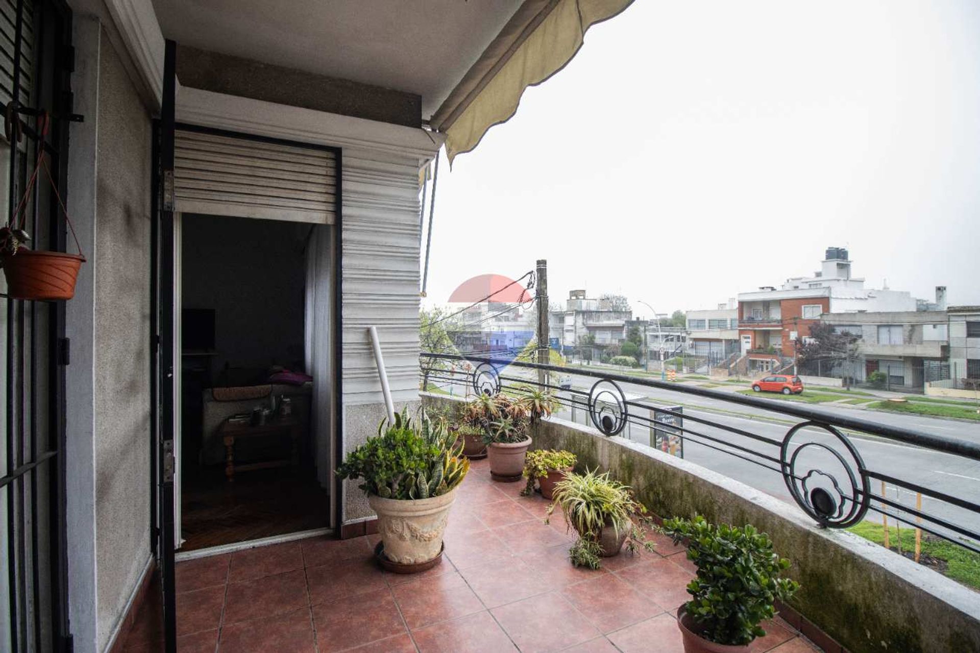 VENTA CASA LA BLANQUEADA 3 DORM MAS 1 SERV 2 BAÑOS - 20