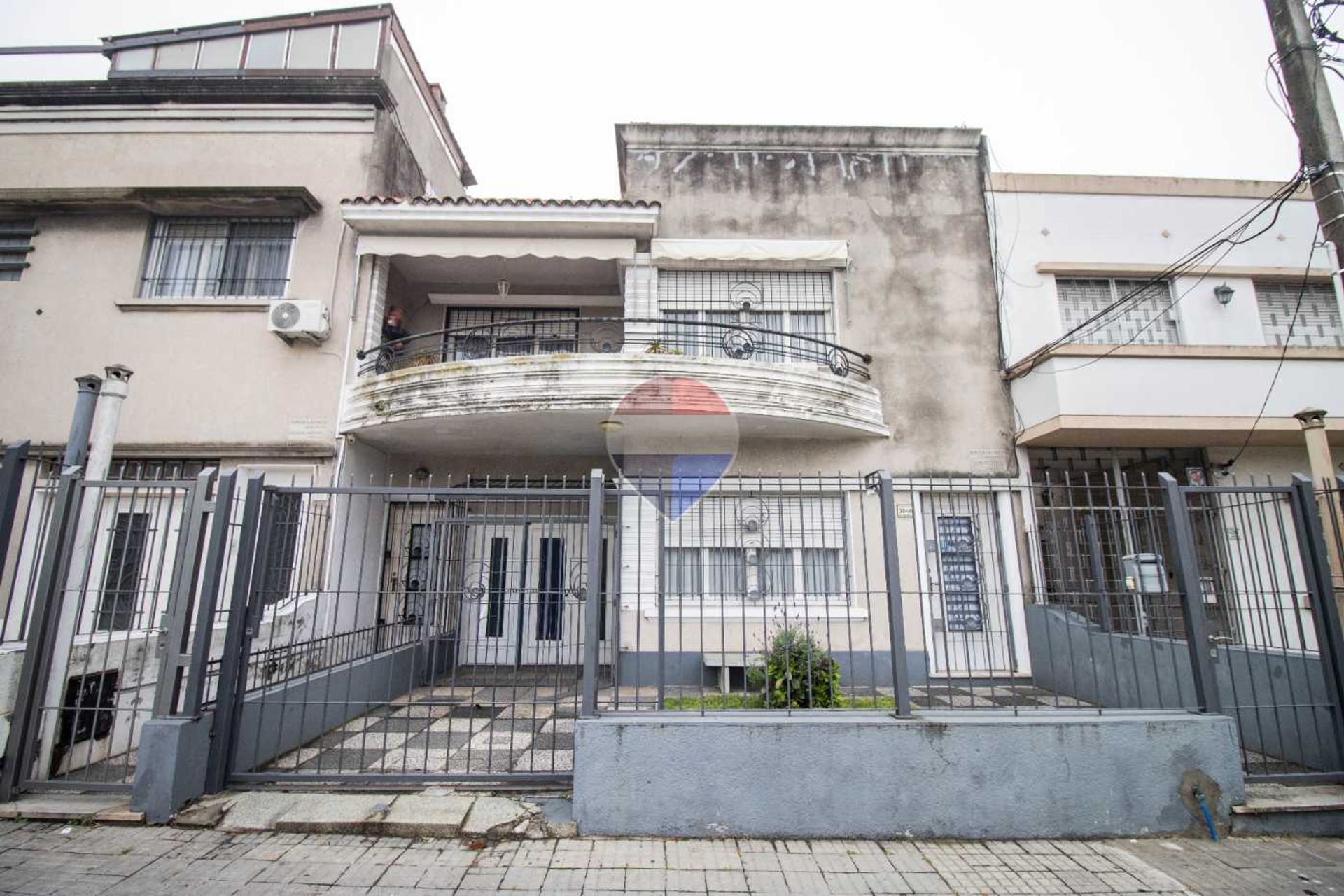 VENTA CASA LA BLANQUEADA 3 DORM MAS 1 SERV 2 BAÑOS - 1