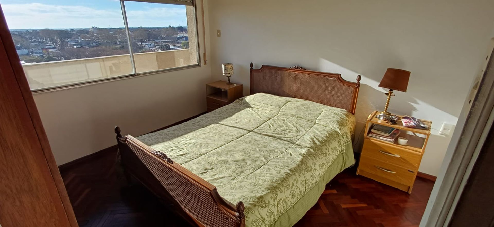 Apartamento 4 dormitorios y 2 baños. Maroñas - 4