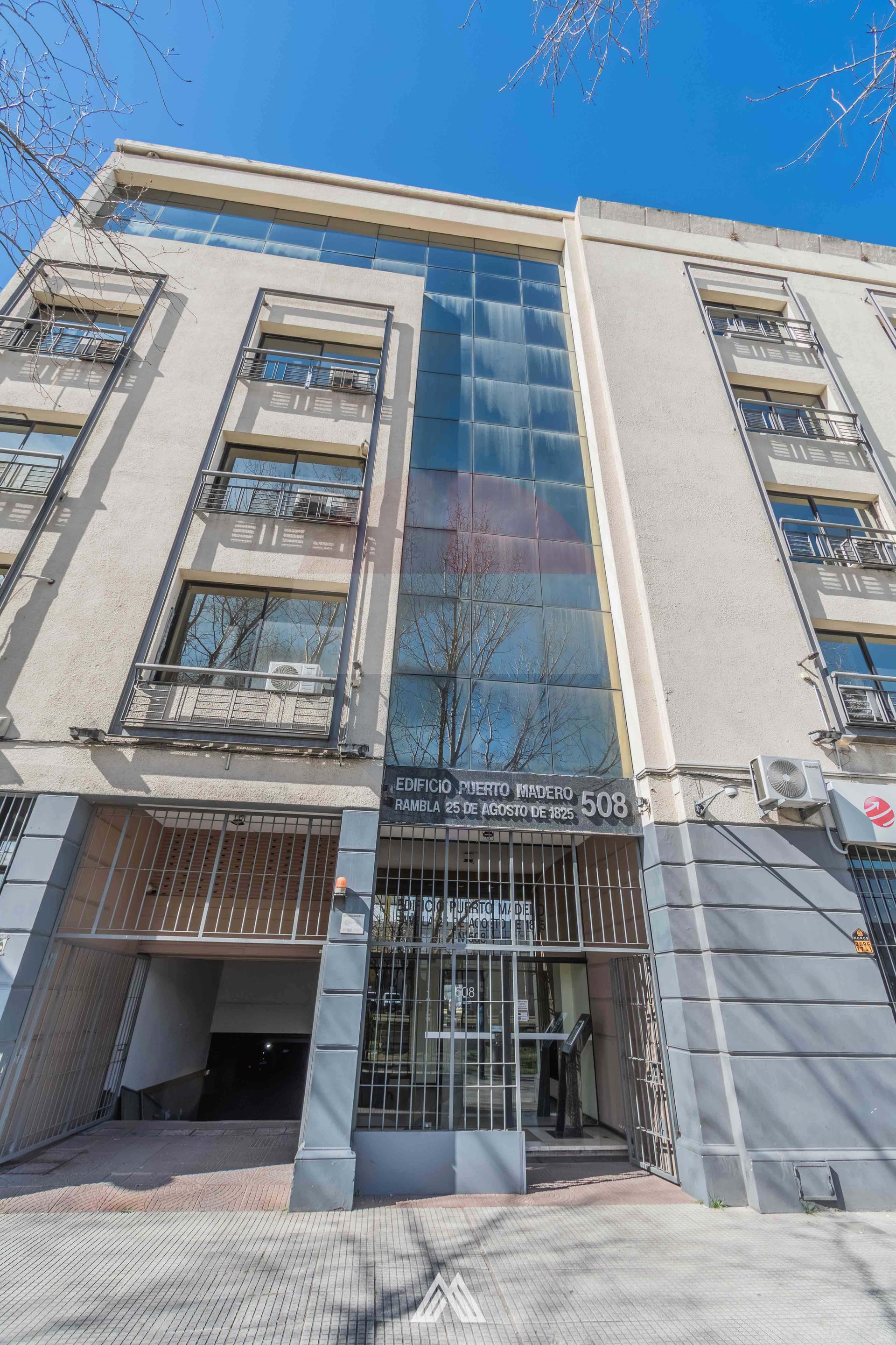 ALQUILER OFICINA EN CIUDAD VIEJA RAMBLA - 13
