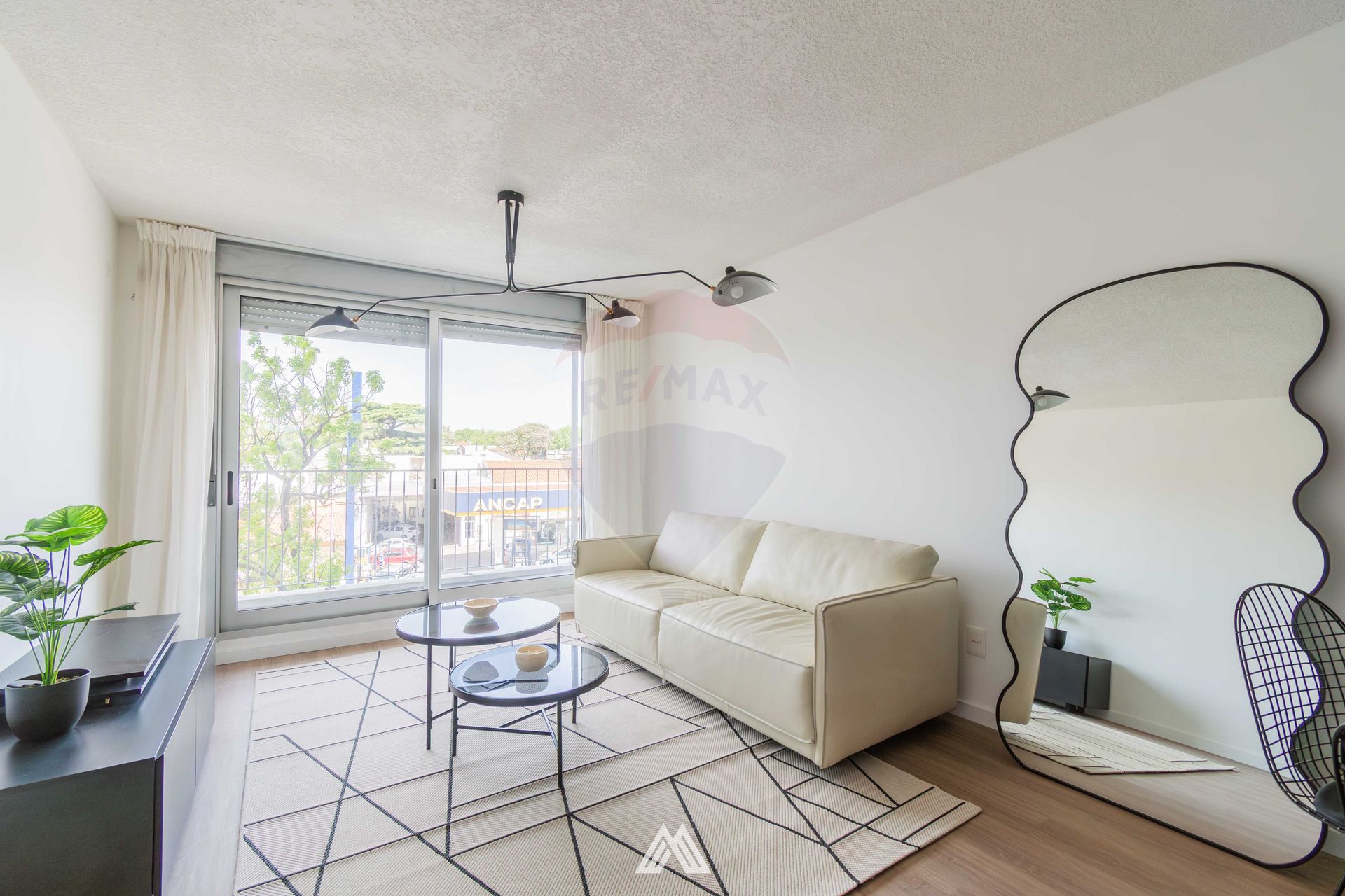 VENTA APARTAMENTO 2 DORMITORIOS BLANQUEADA BALCÓN - 1