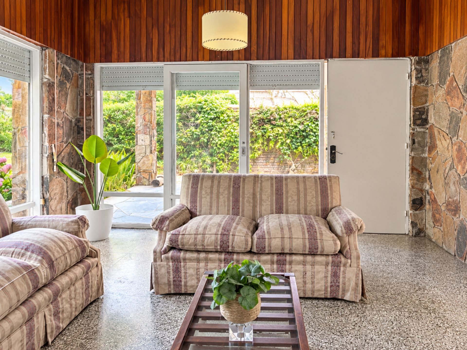 CHALET EN CANTEGRIL DE 4 AMB. MAS DEPENDENCIA - 7