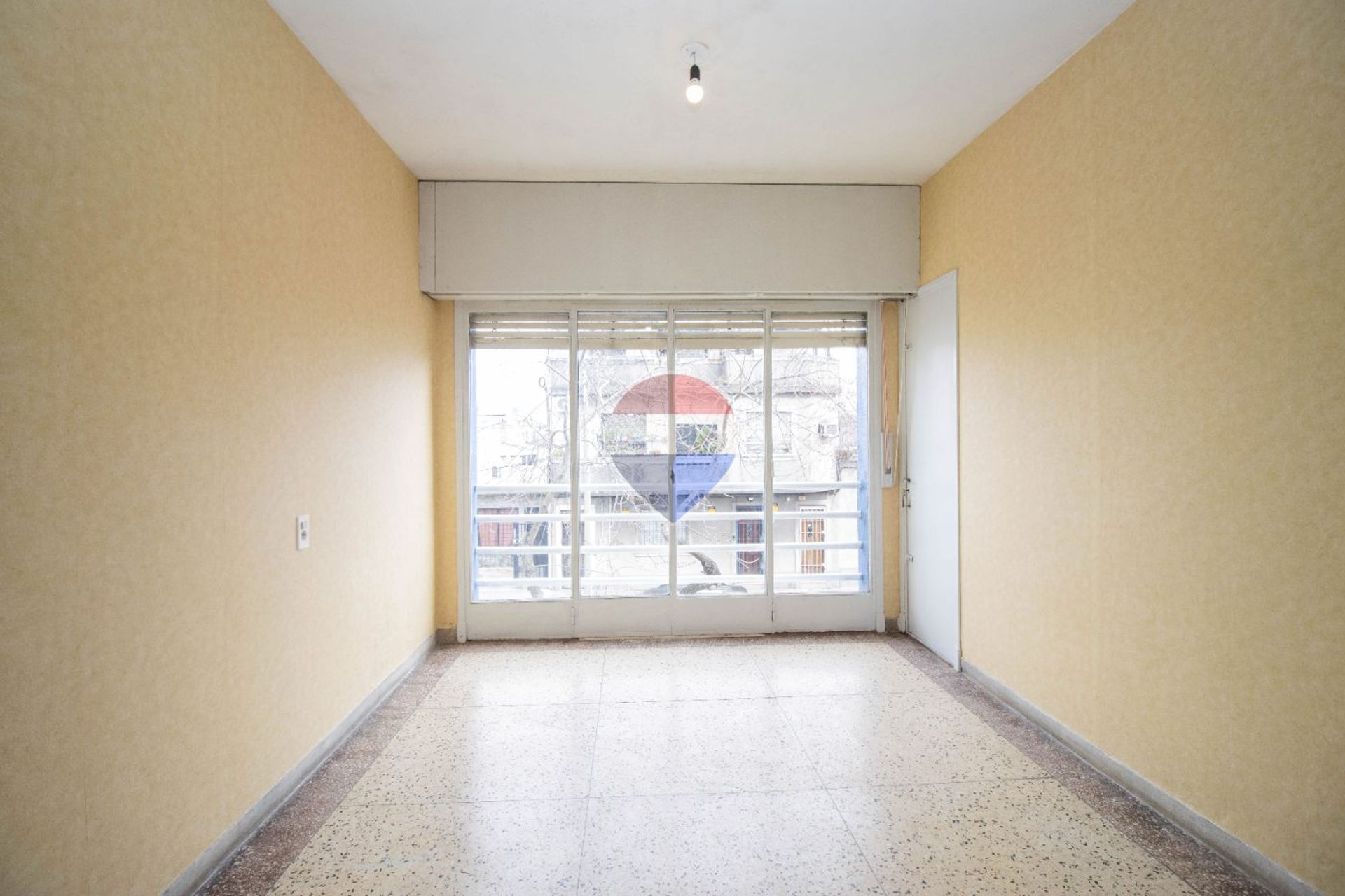 Venta de Apartamento 2 Dormitoros en La Comercial - 4