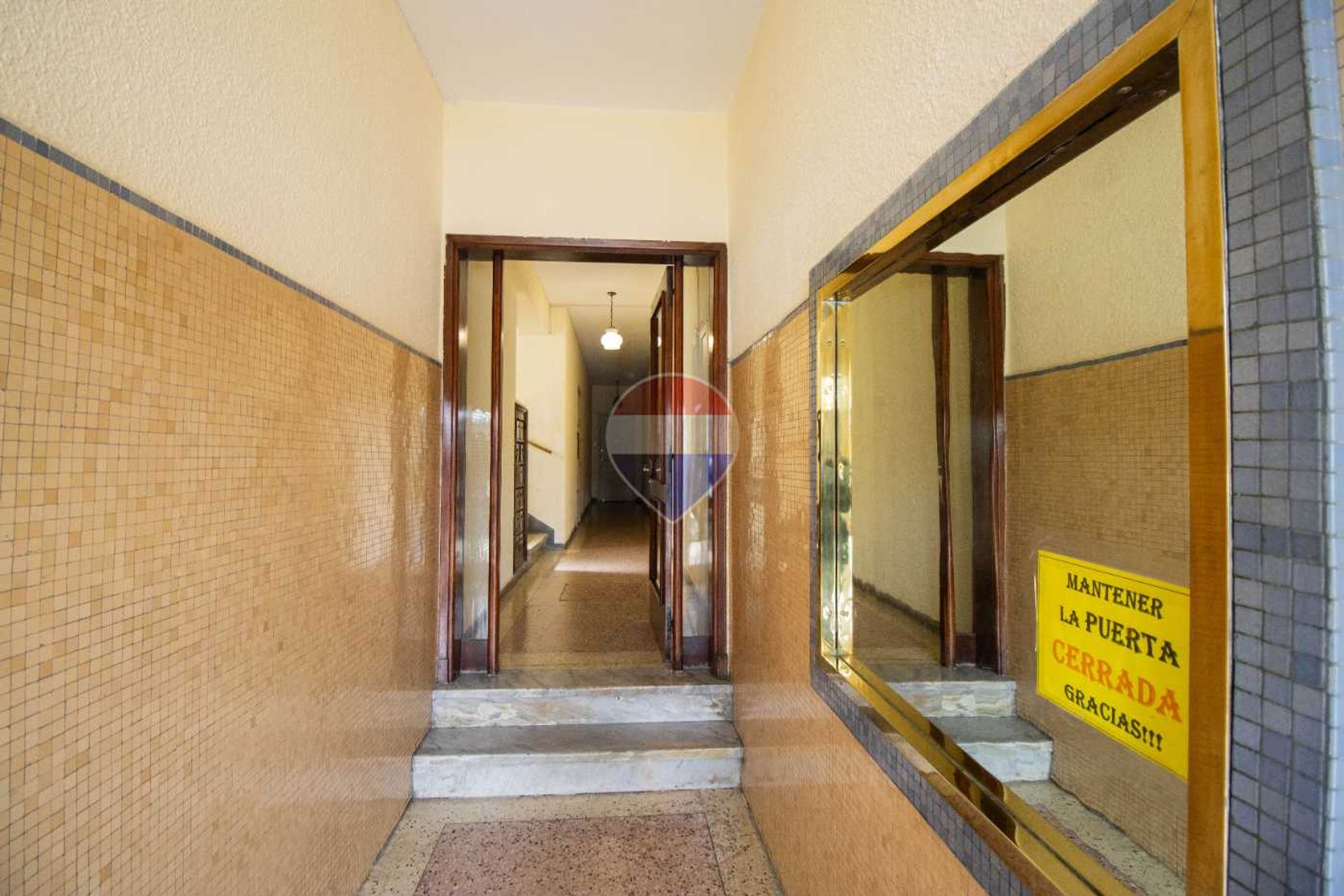 Venta de Apartamento 2 Dormitoros en La Comercial - 2