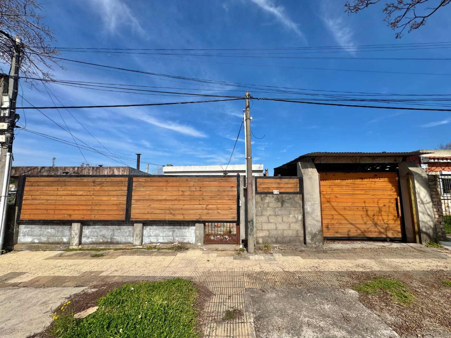 Casa en Venta - 3 dormitorios y garage - 1