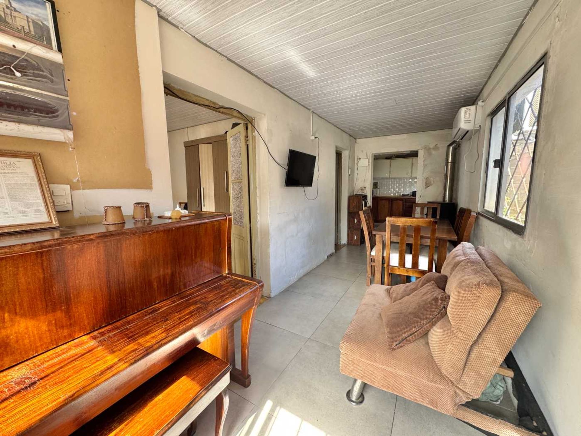 Casa en Venta - 3 dormitorios y garage - 6