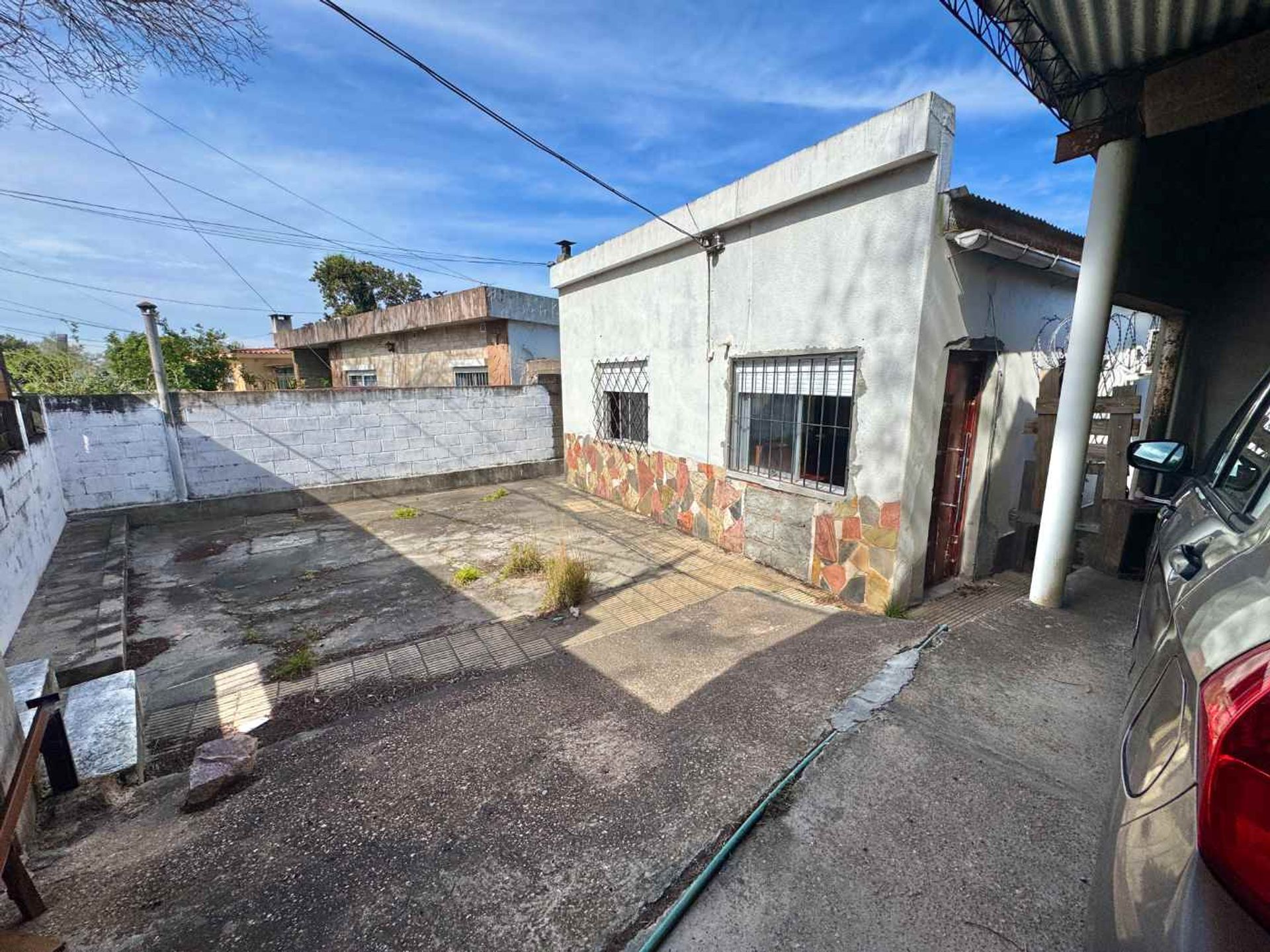 Casa en Venta - 3 dormitorios y garage - 2
