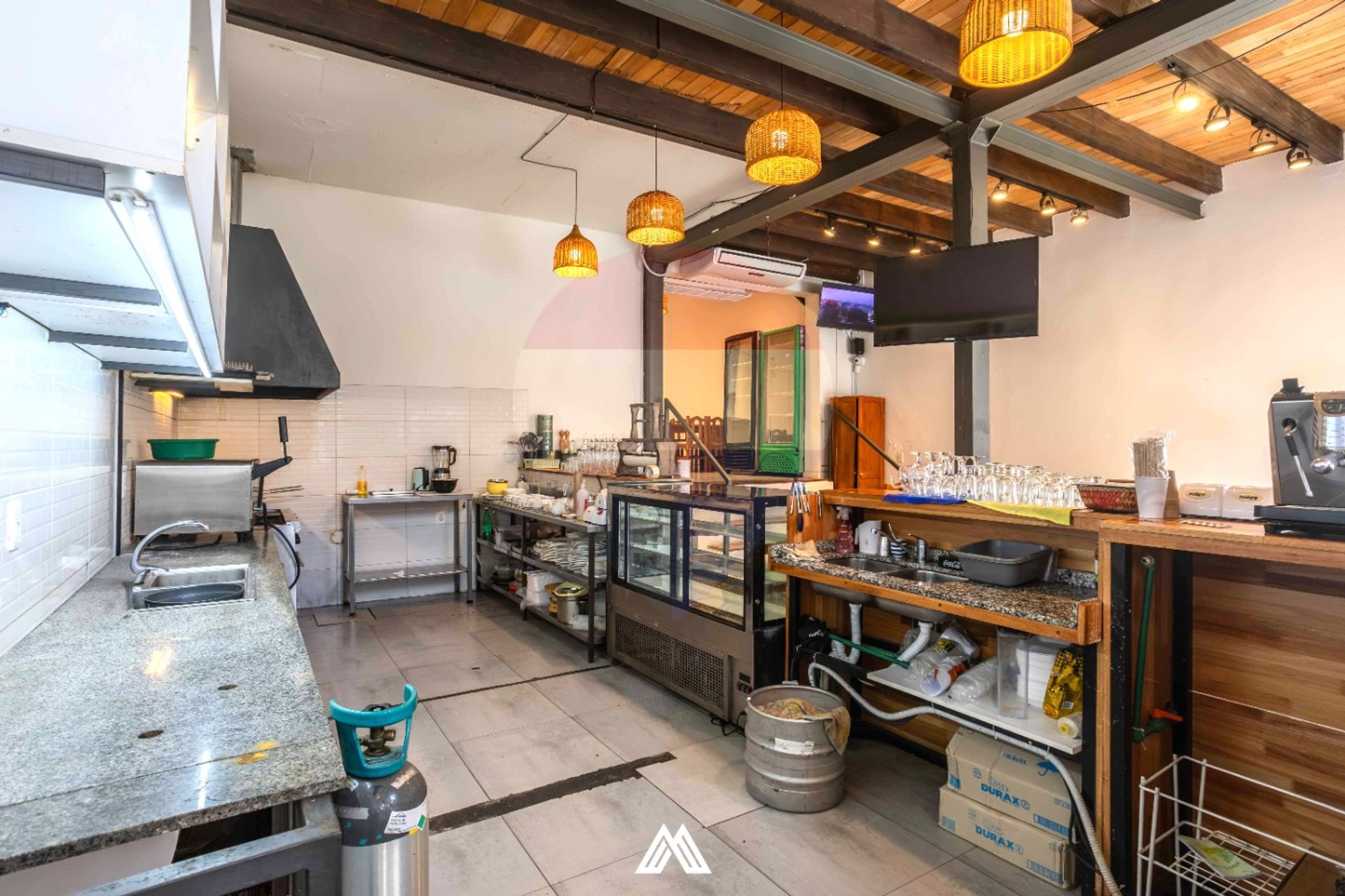 VENTA LOCAL COMERCIAL FRENTE MERCADO DEL PUERTO - 8